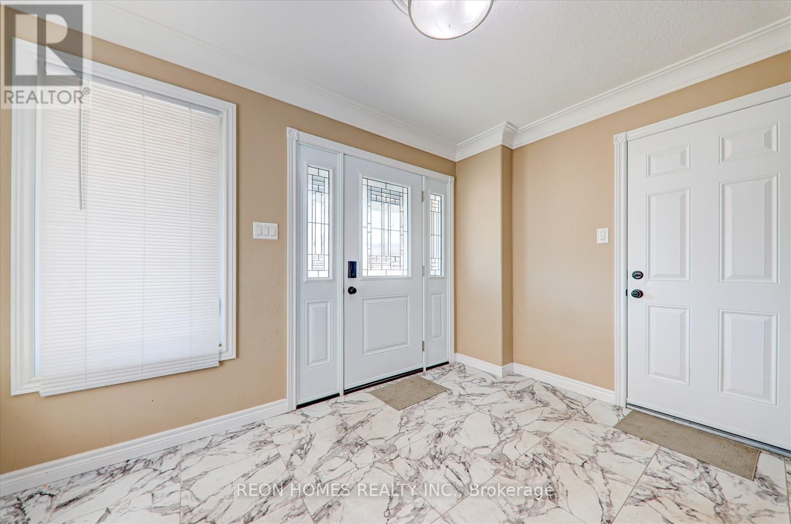 42 YORK DRIVE Image 6