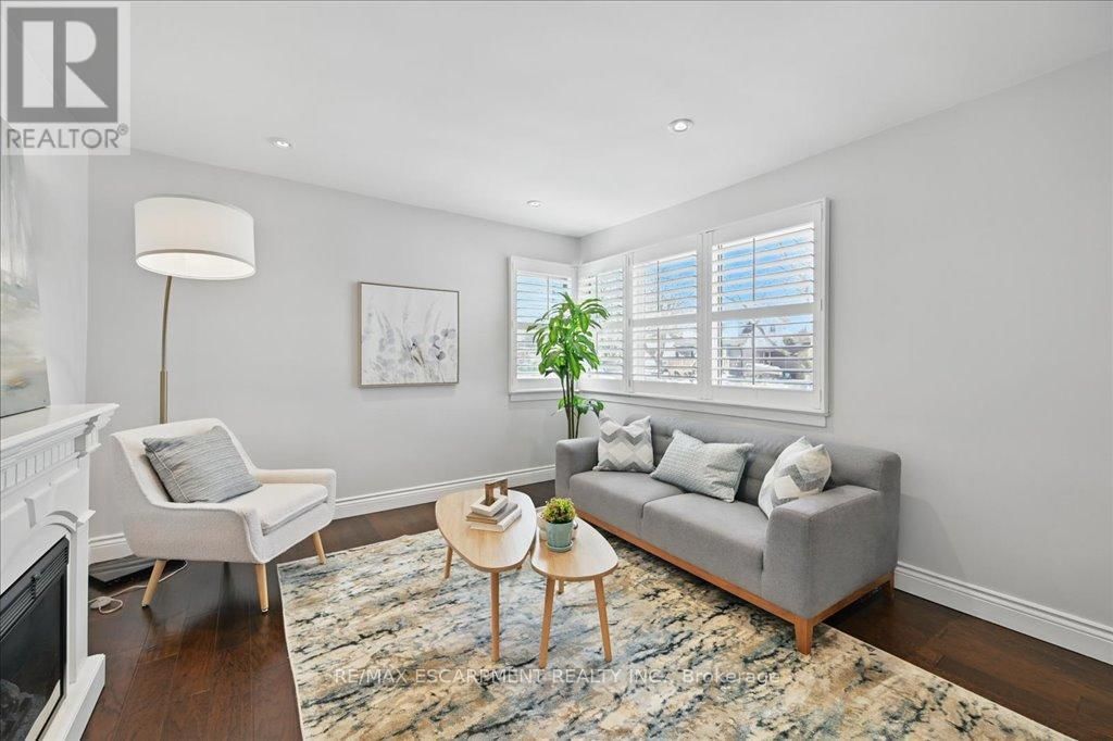 433 EAST 38TH STREET Image 14