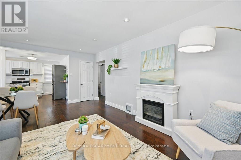 433 EAST 38TH STREET Image 16