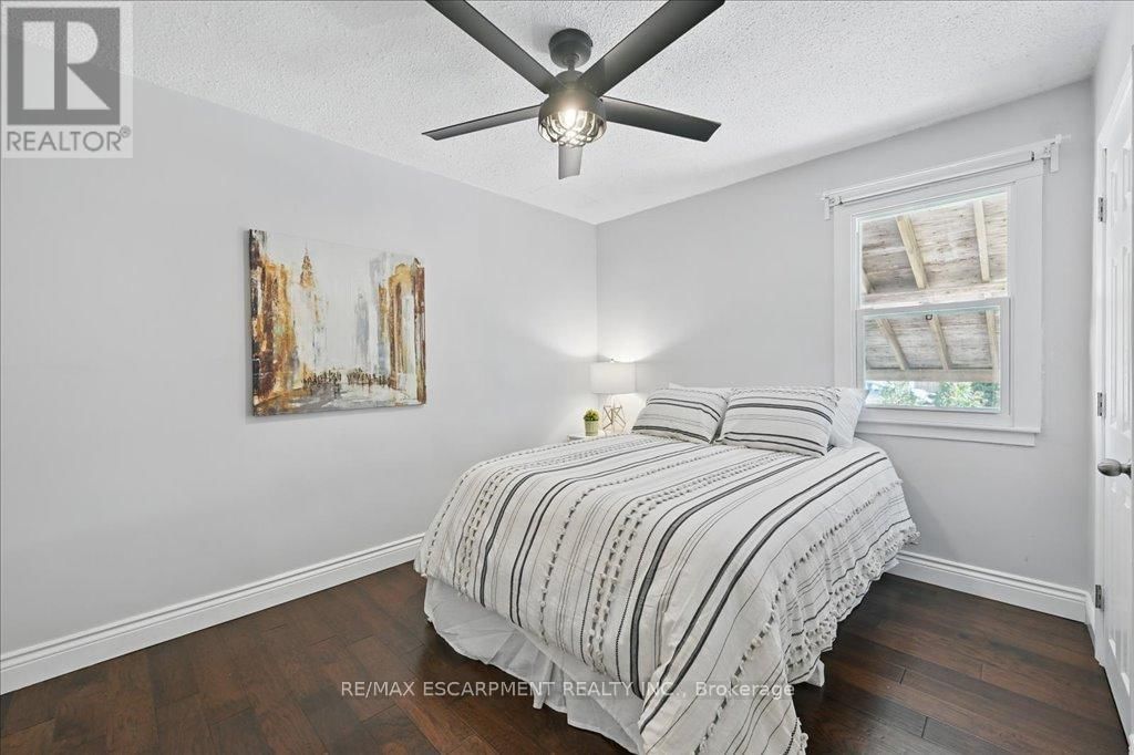 433 EAST 38TH STREET Image 20