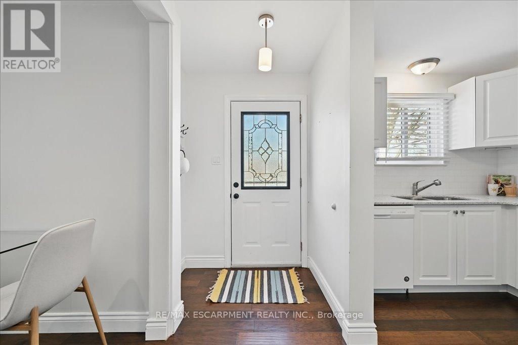 433 EAST 38TH STREET Image 5