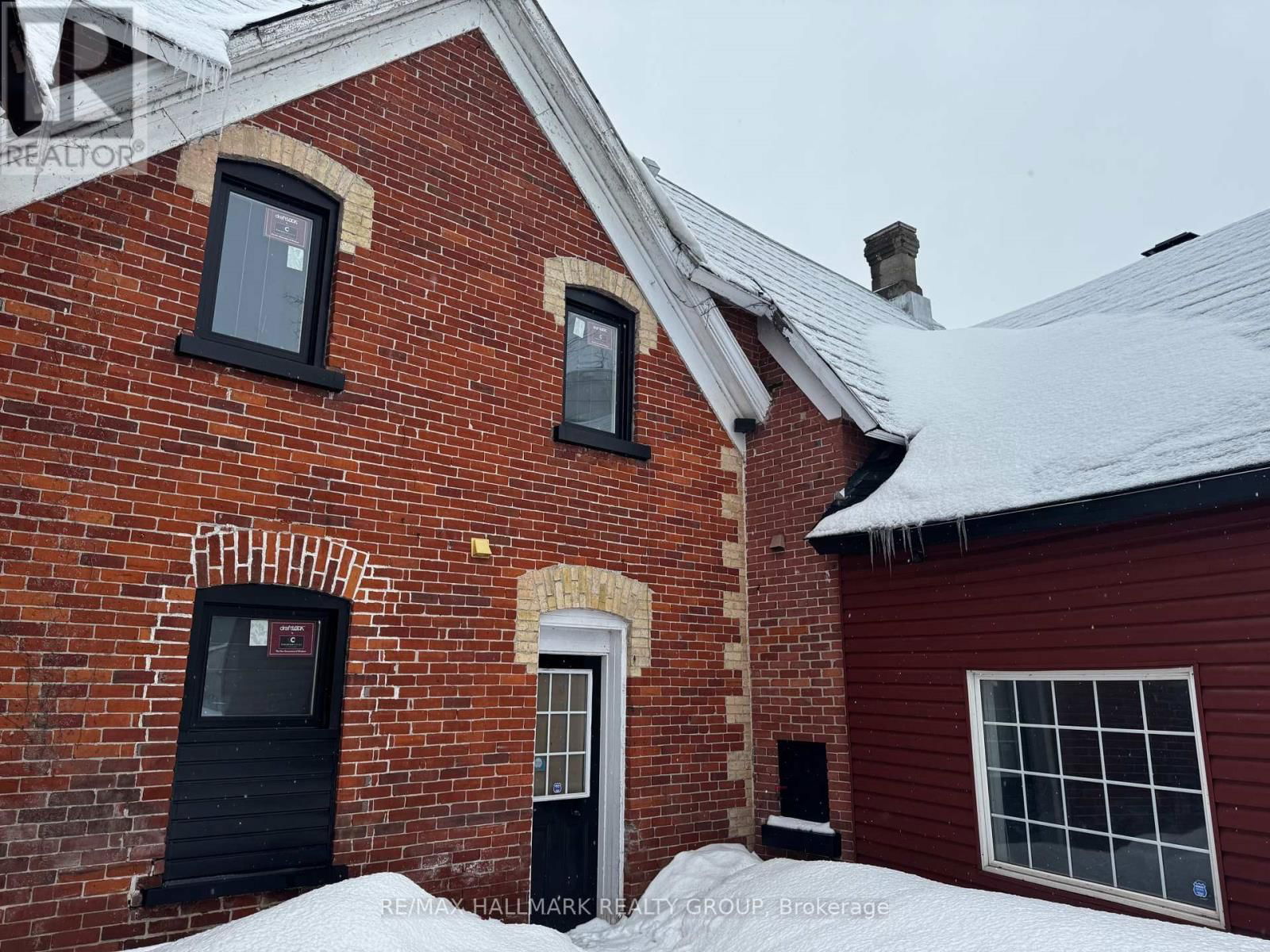 5561 MANOTICK MAIN STREET SOUTH Image 4