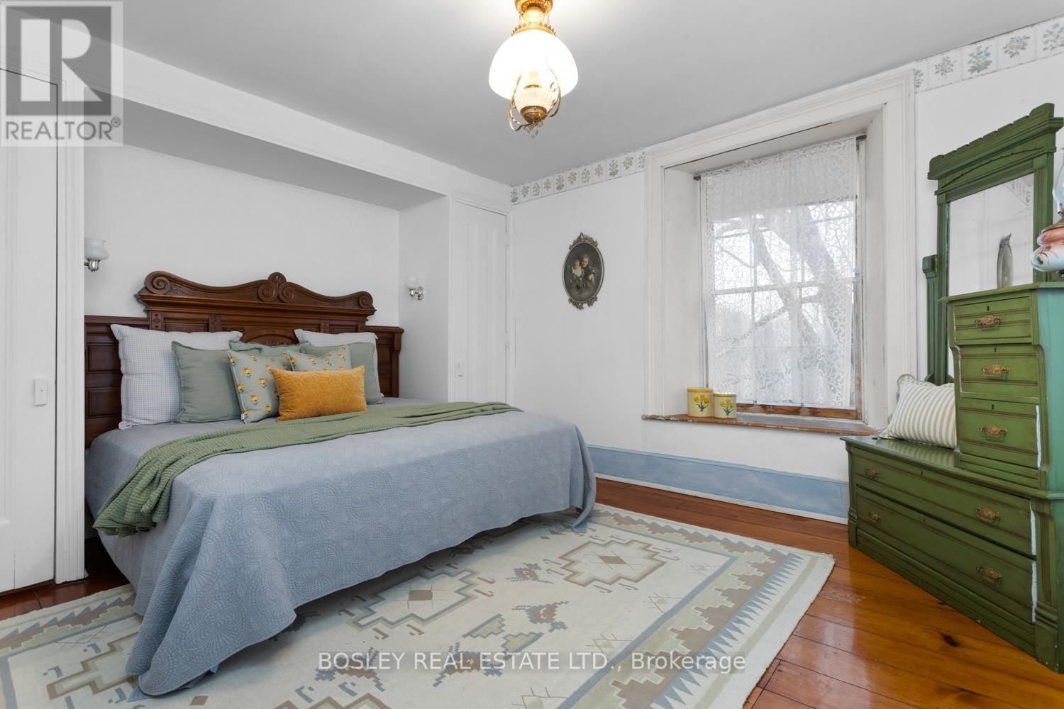 2247 VAN LUVEN ROAD Image 24