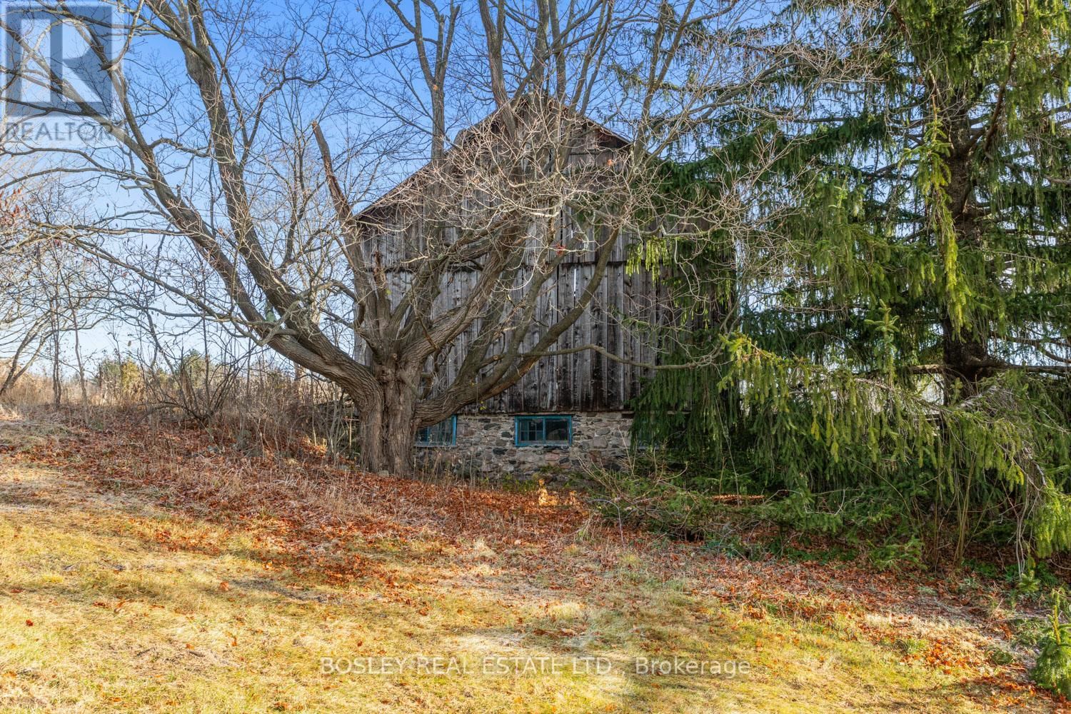 2247 VAN LUVEN ROAD Image 44