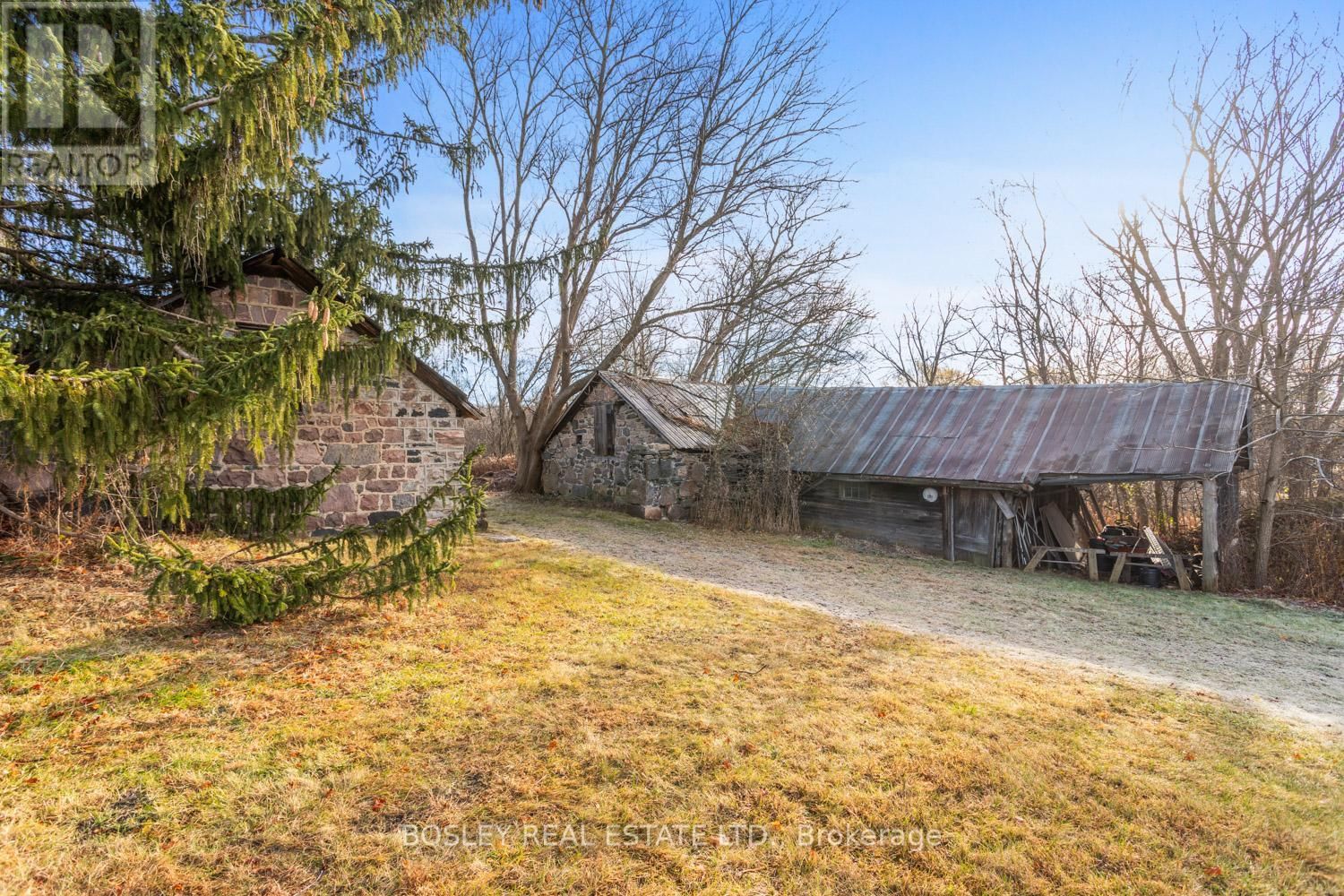 2247 VAN LUVEN ROAD Image 46