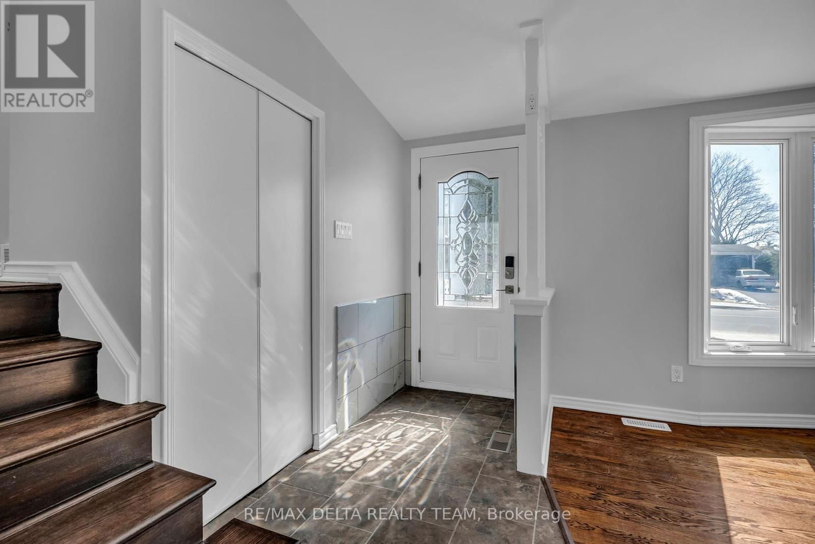 239 TOMPKINS AVENUE Image 4