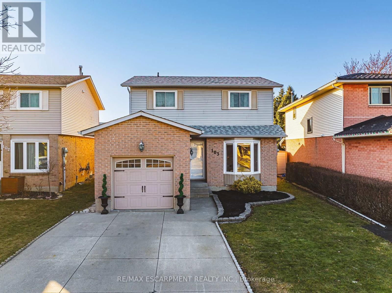 103 BROUGHTON AVENUE Image 1