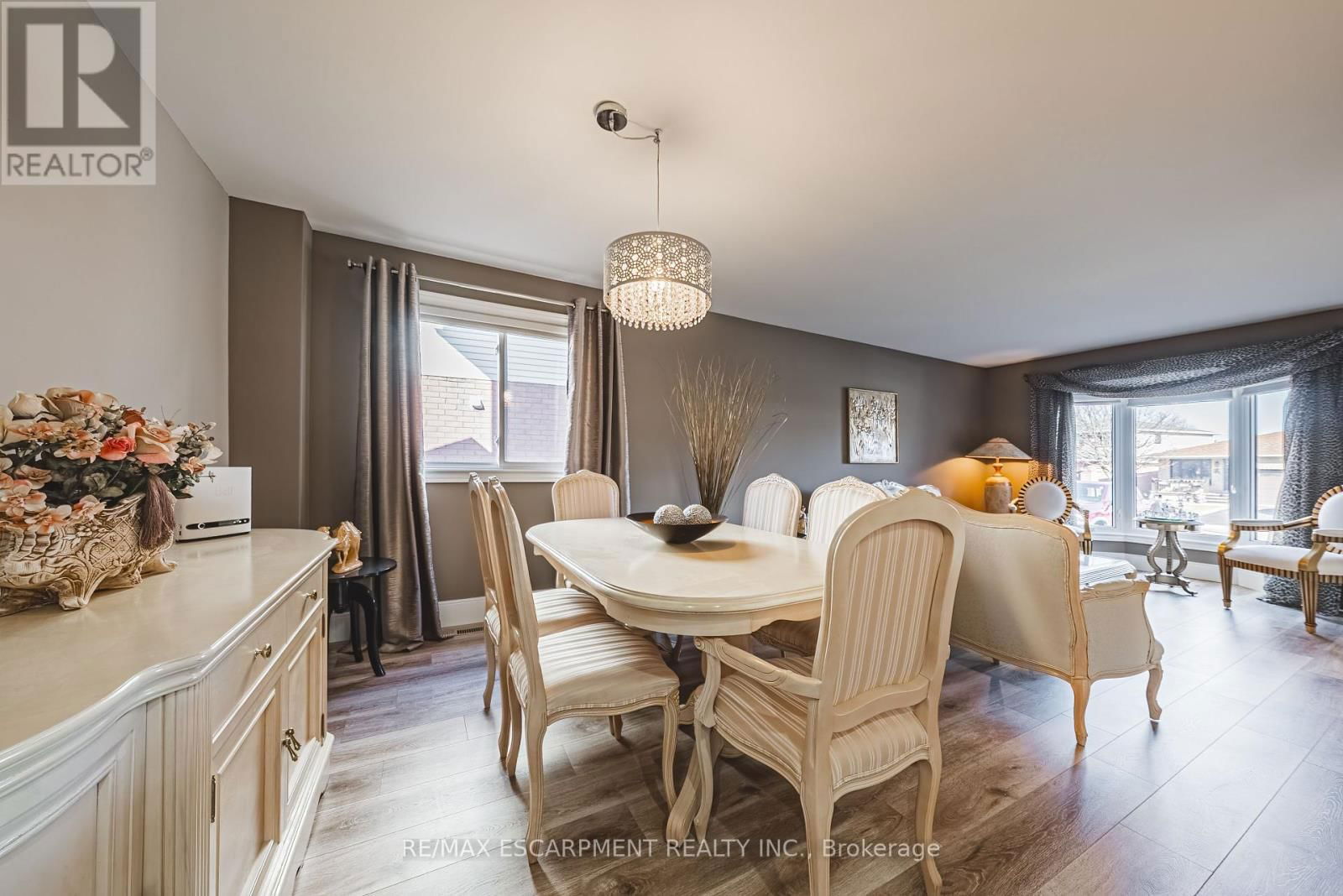 103 BROUGHTON AVENUE Image 15