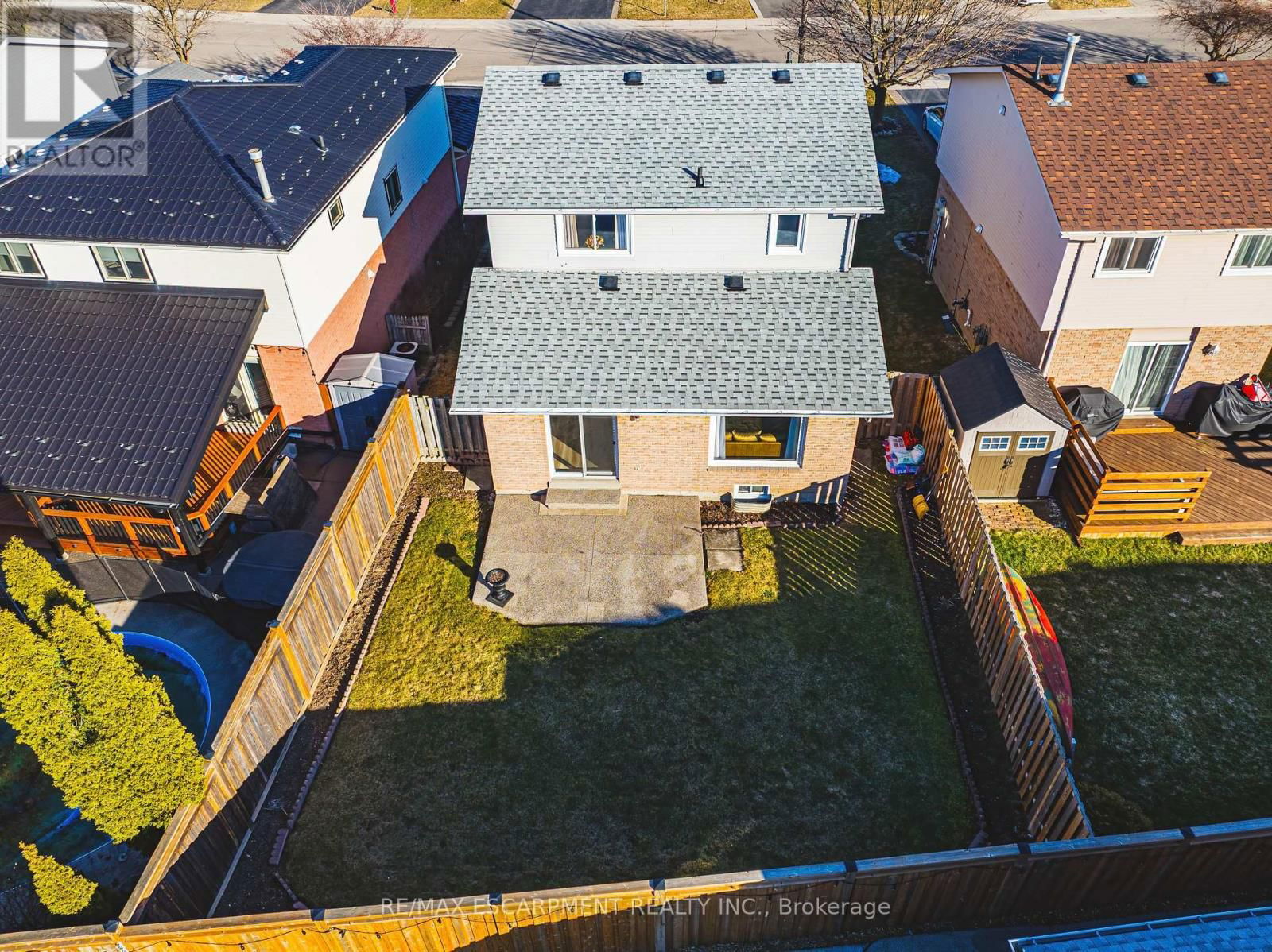 103 BROUGHTON AVENUE Image 43