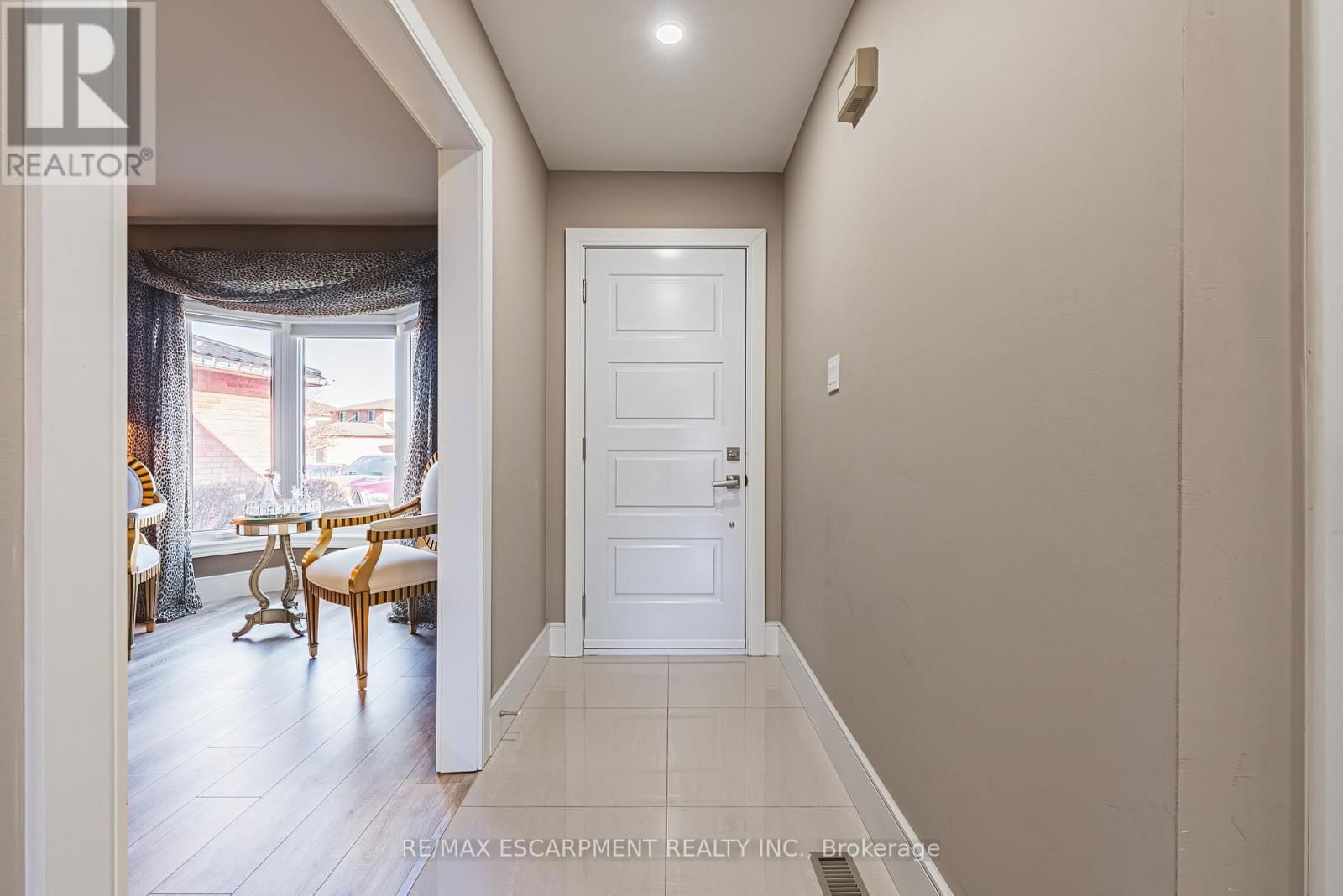 103 BROUGHTON AVENUE Image 5