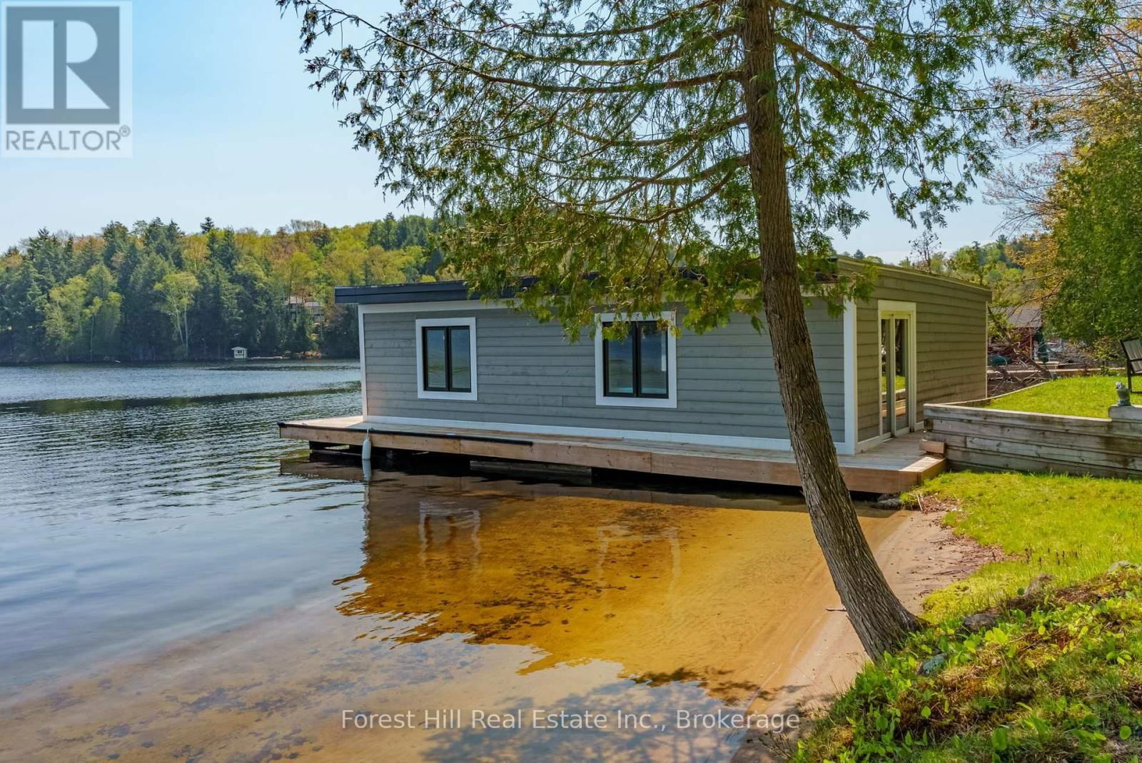 1017 WHITE PINE ROAD Image 12