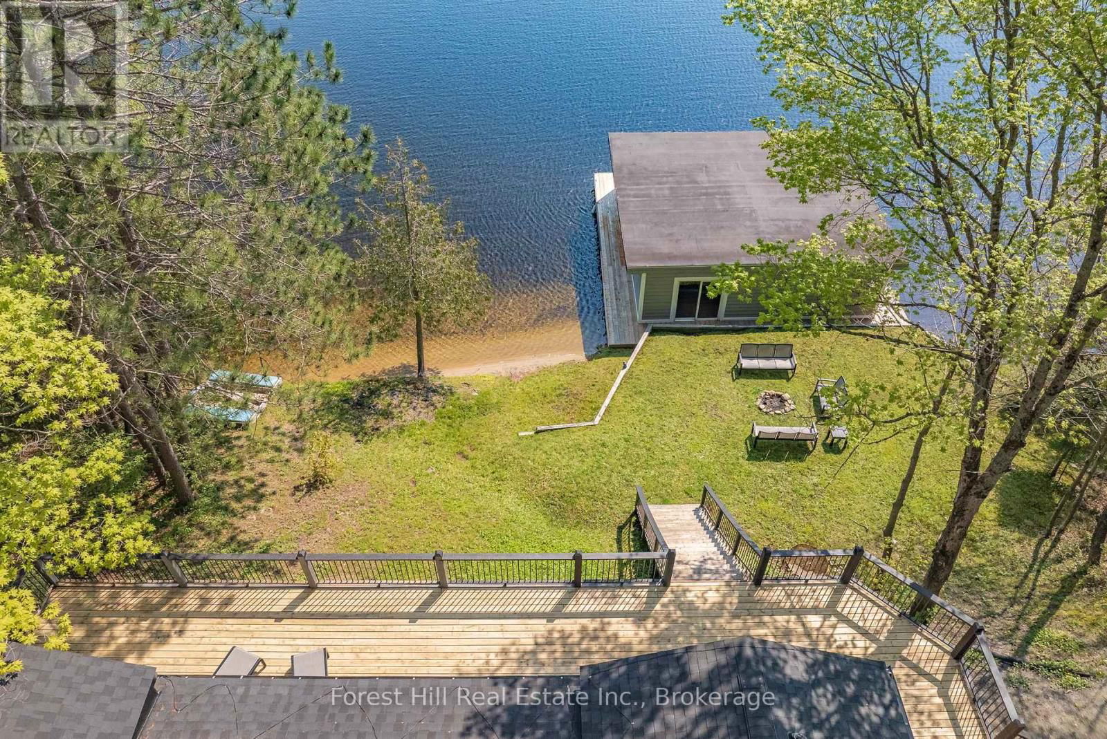 1017 WHITE PINE ROAD Image 14