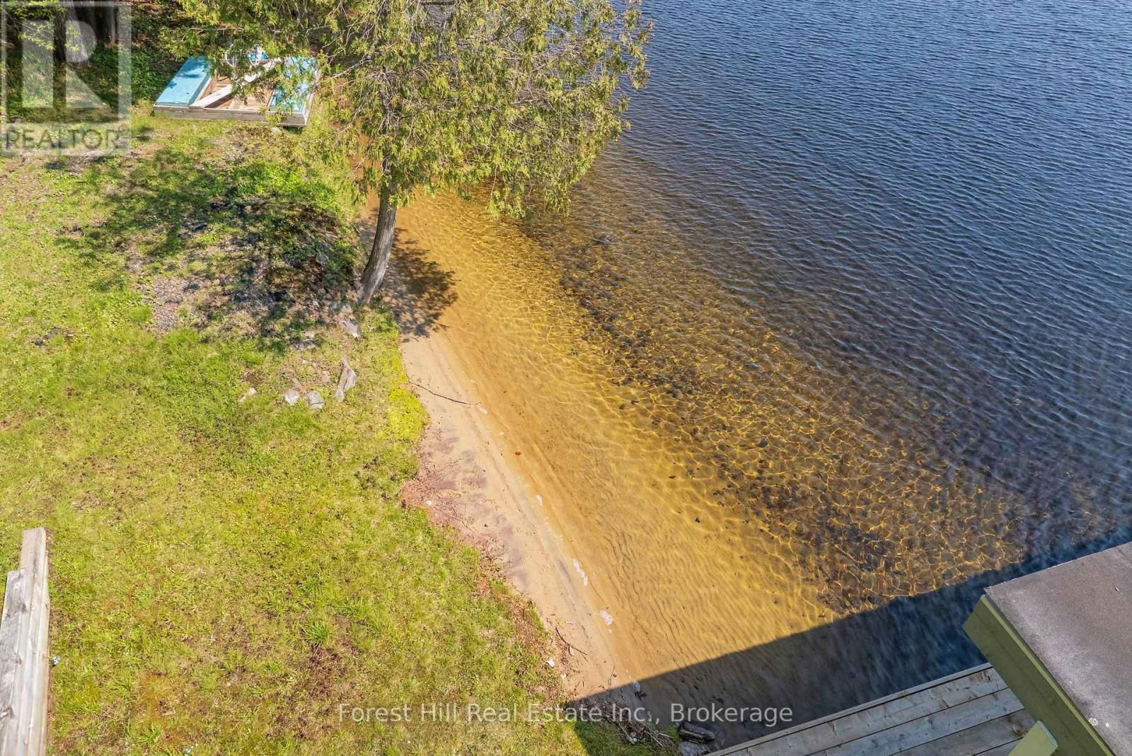 1017 WHITE PINE ROAD Image 7