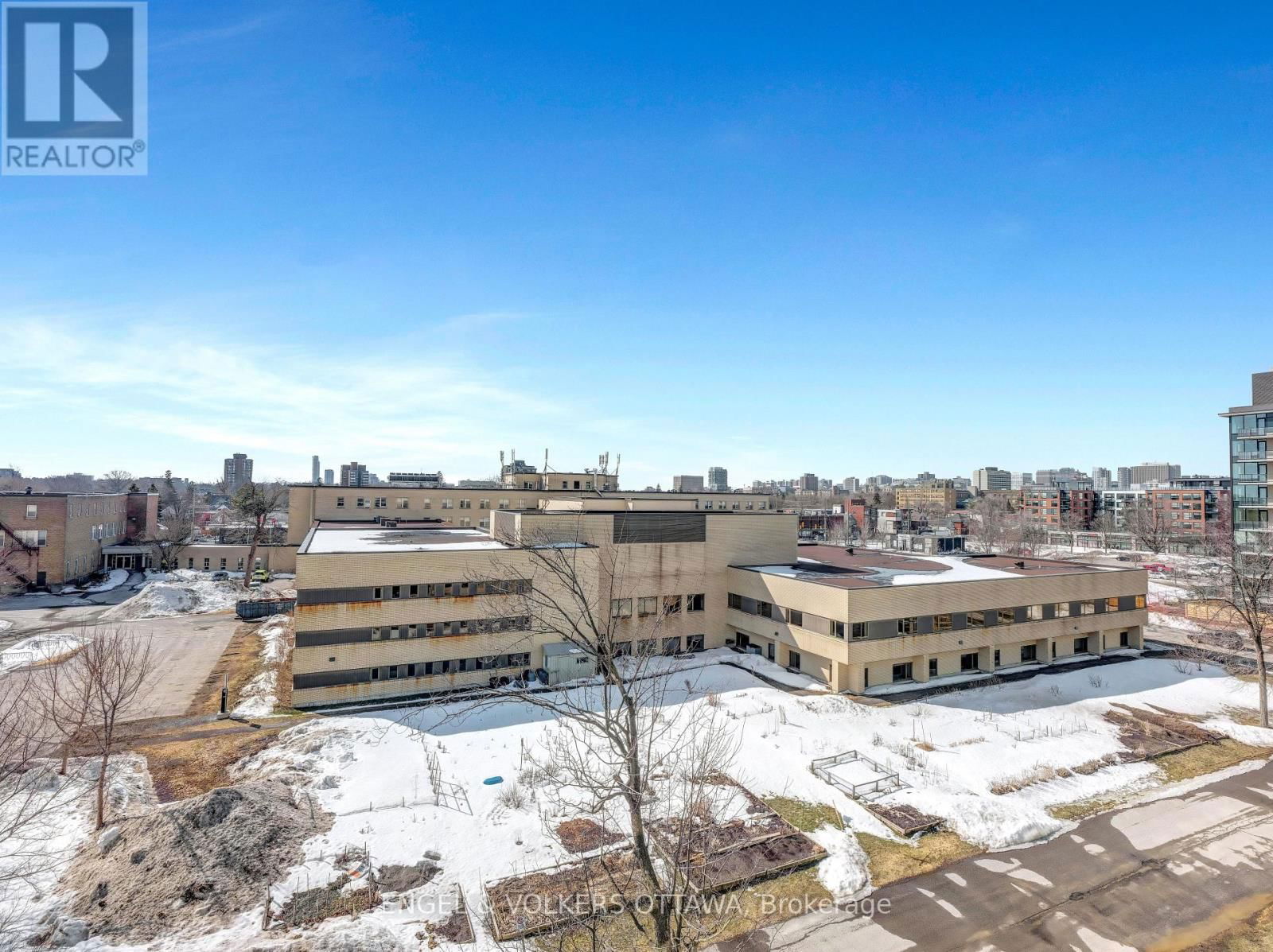 604 - 530 DE MAZENOD AVENUE Image 16