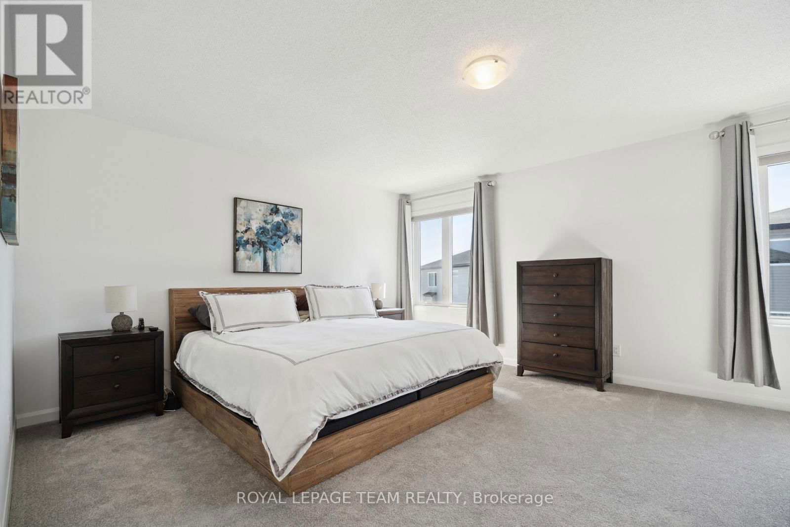 1217 DIAMOND STREET Image 14