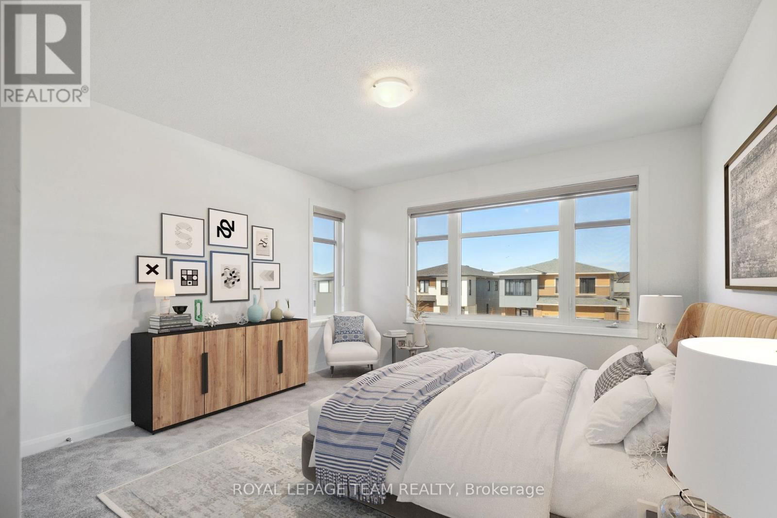 1217 DIAMOND STREET Image 21