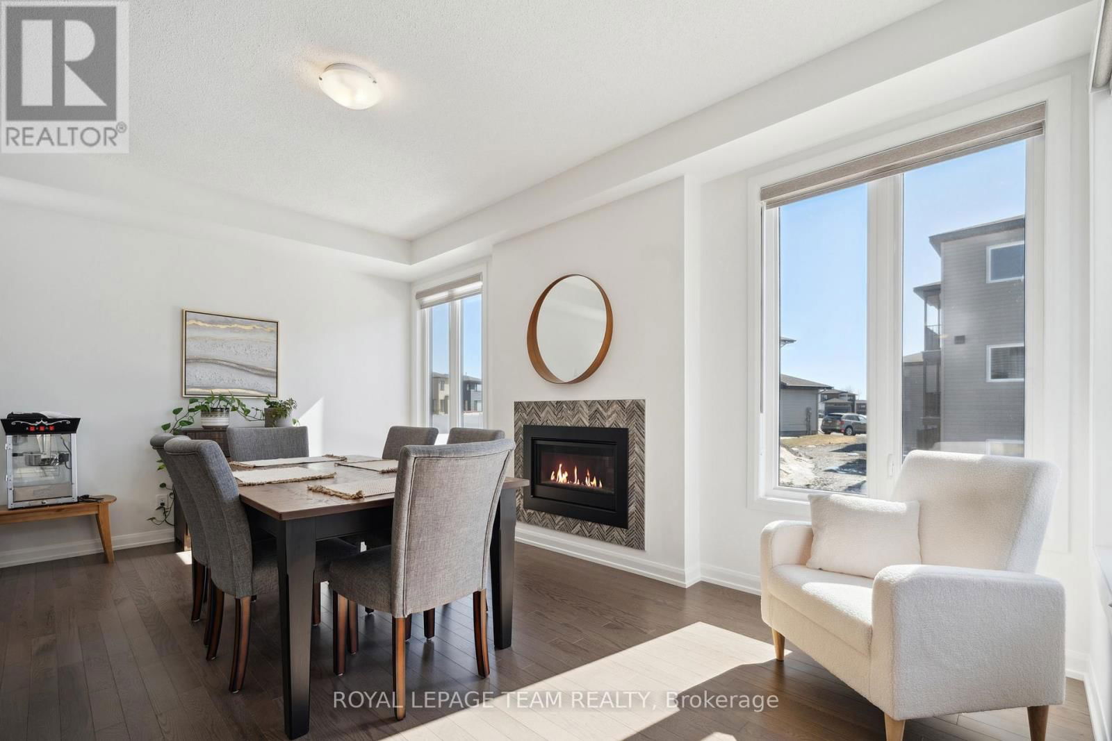 1217 DIAMOND STREET Image 9