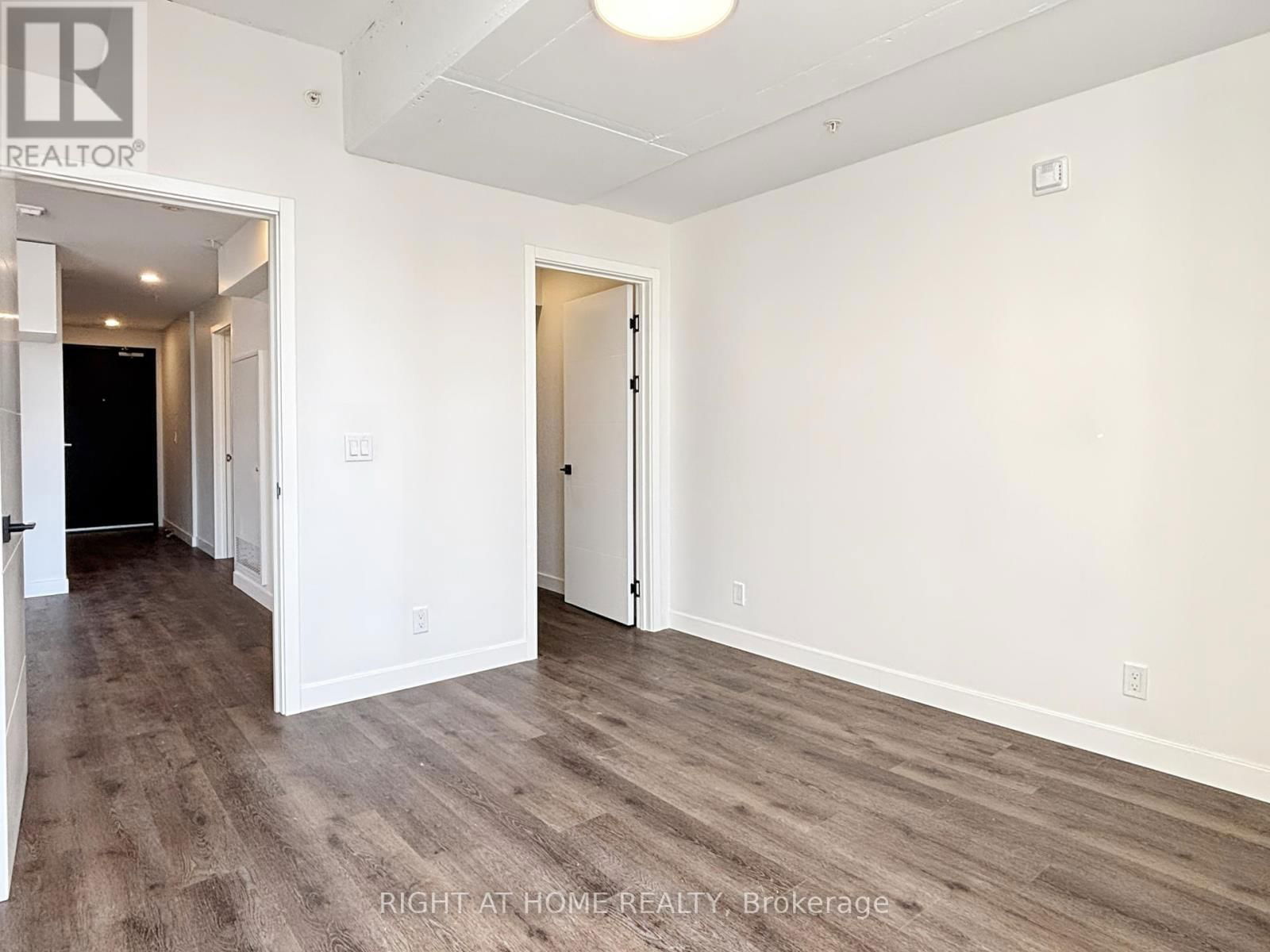 305 - 399 WINSTON AVENUE Image 14