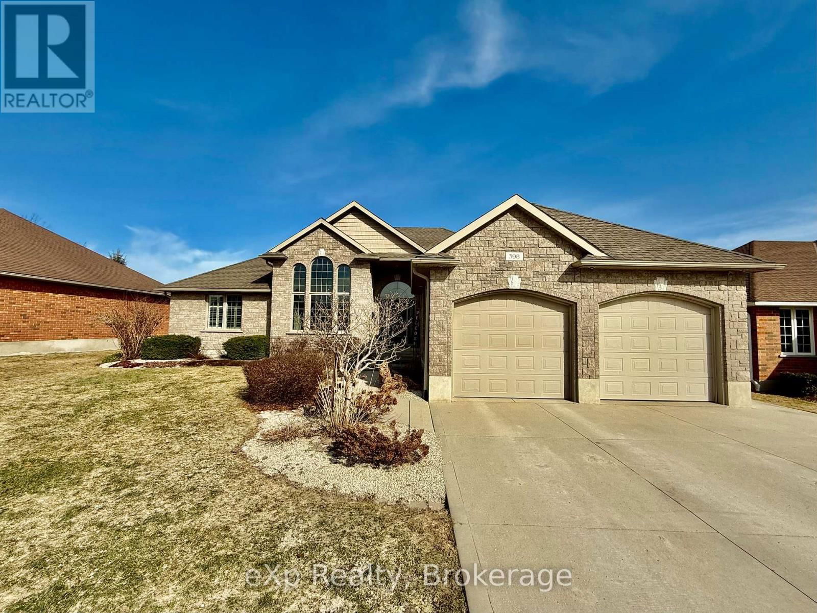 398 4TH STREET SOUTH Image 1