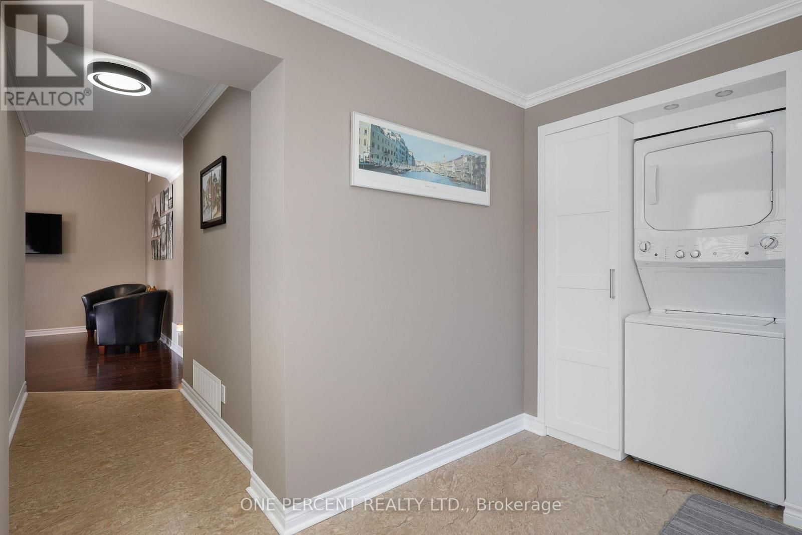 226 MCLAREN STREET Image 5