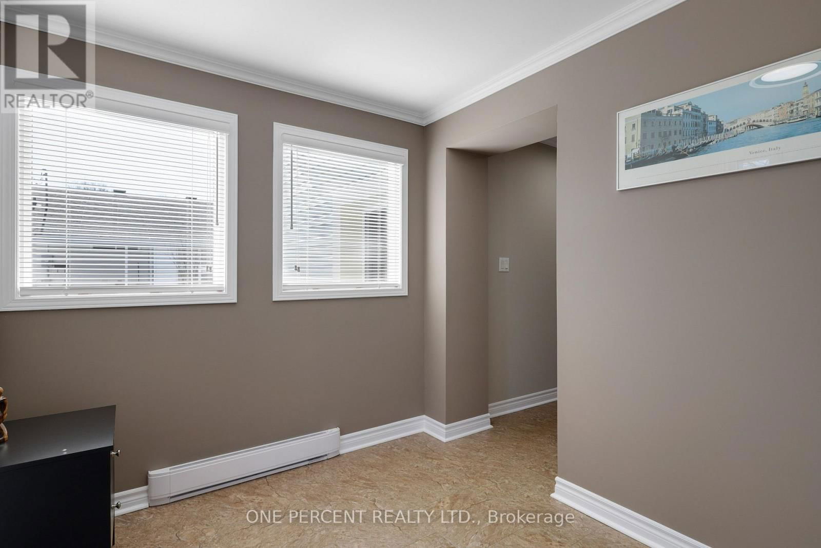 226 MCLAREN STREET Image 6