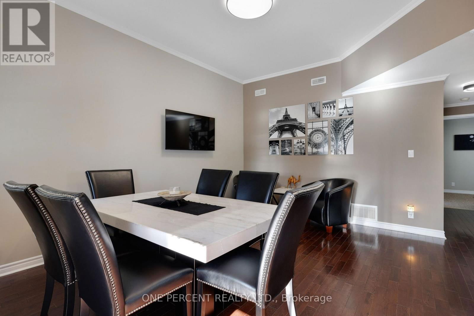 226 MCLAREN STREET Image 9