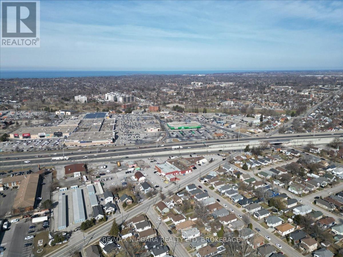 53 MARQUIS STREET Image 40
