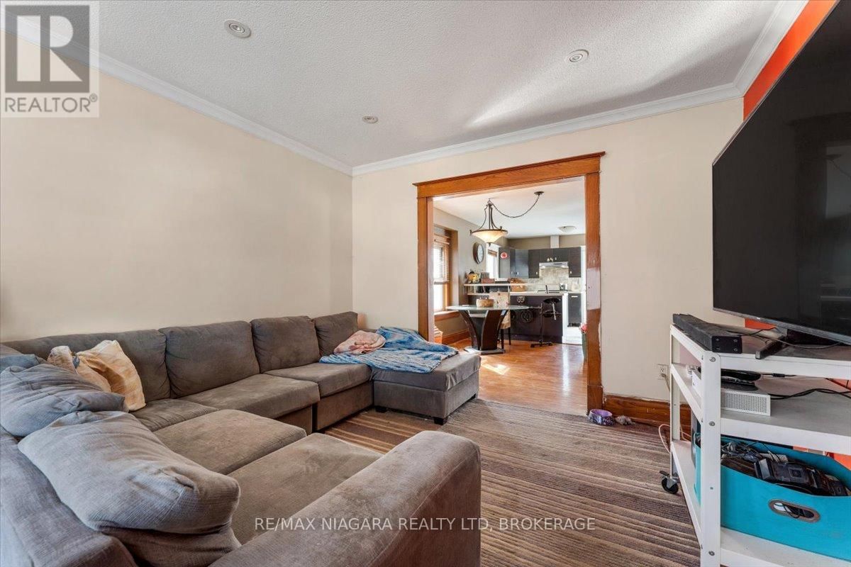 53 MARQUIS STREET Image 7