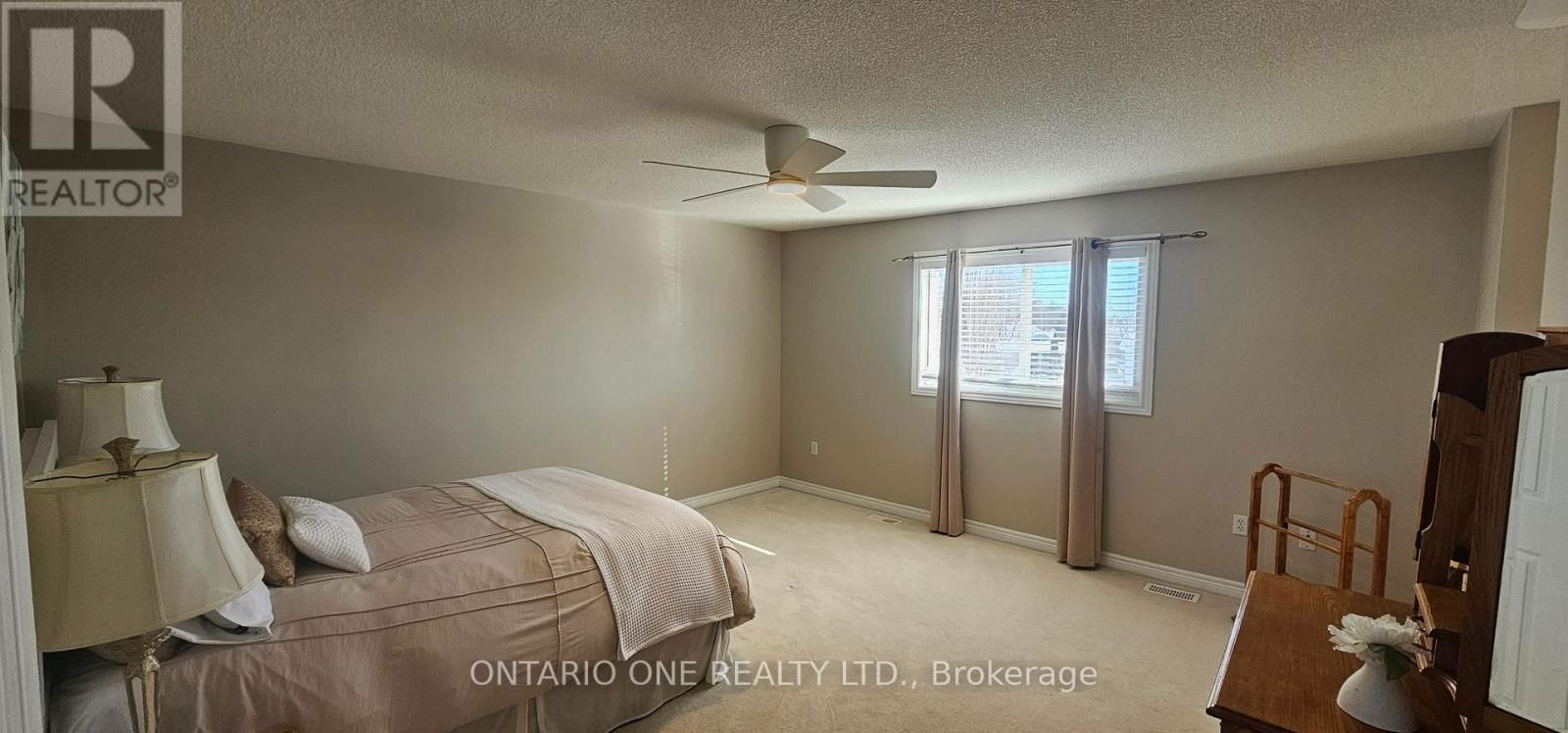 16 WOOD COURT Image 13