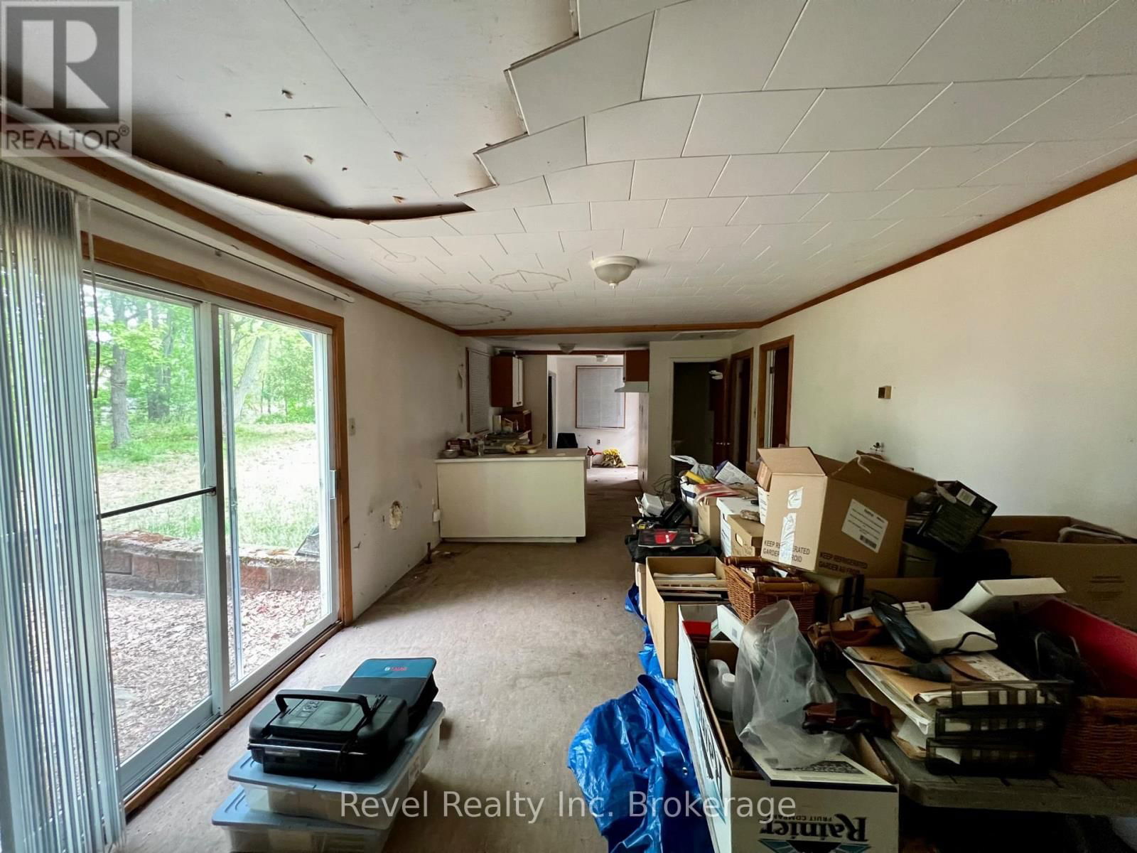 20 MOWAT CRESCENT Image 29