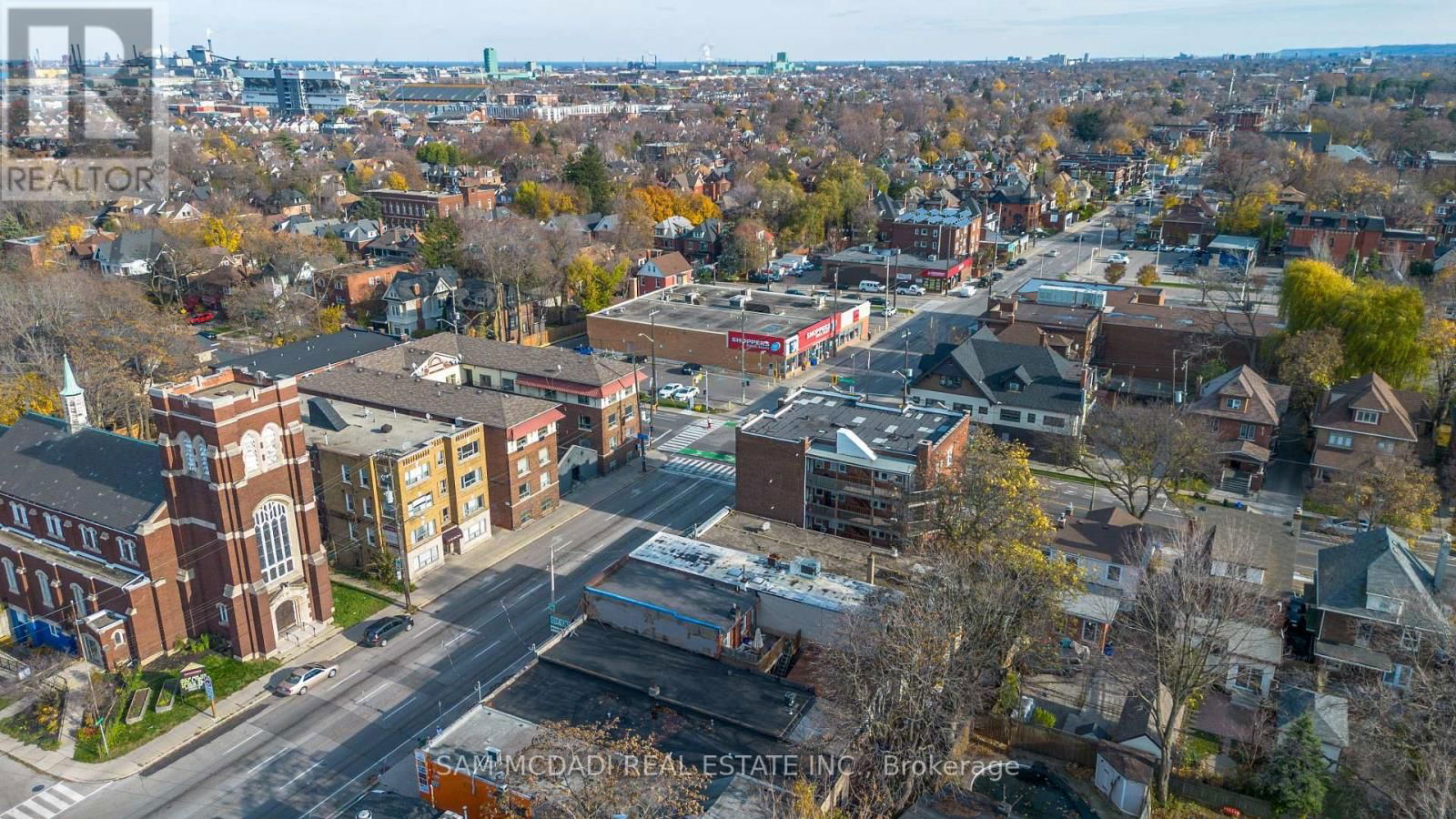 728 MAIN STREET EAST Image 50