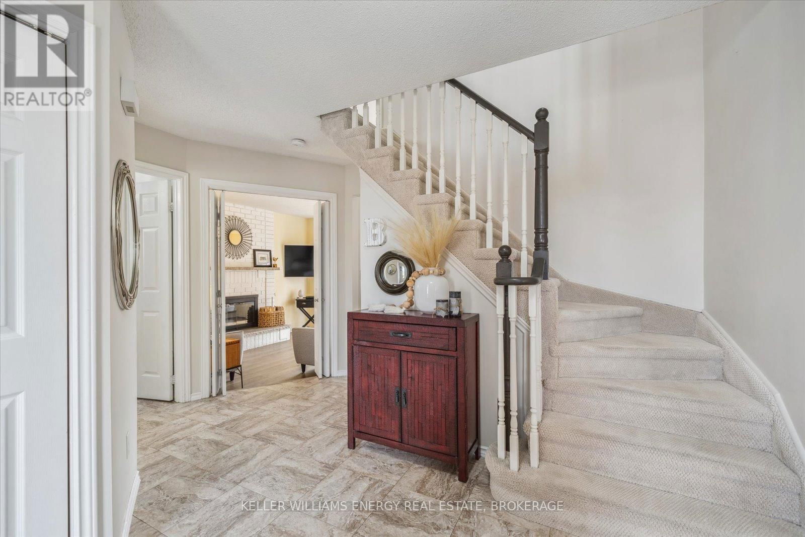 6 HEWSON DRIVE Image 2
