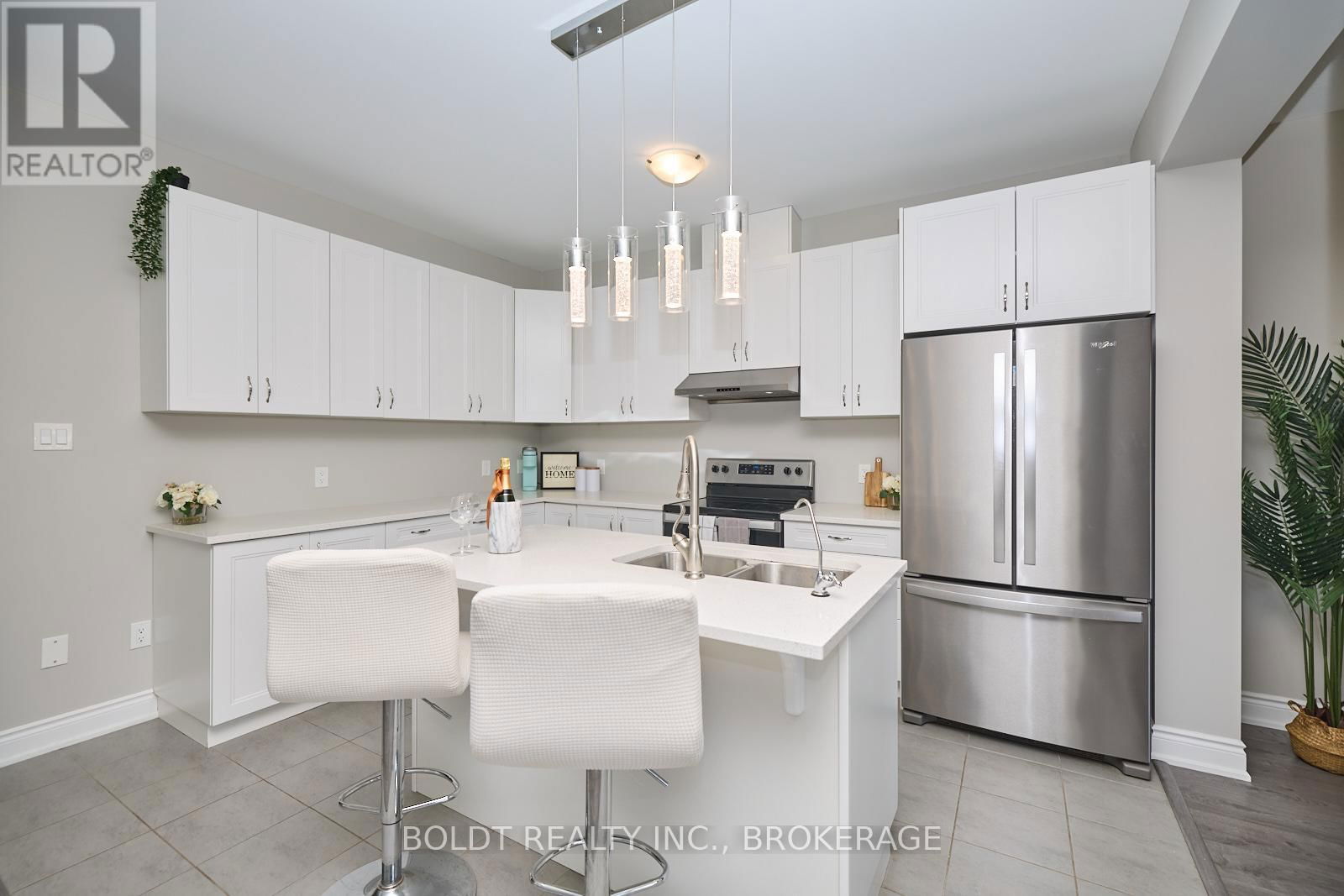 66 HOMESTEAD WAY Image 9