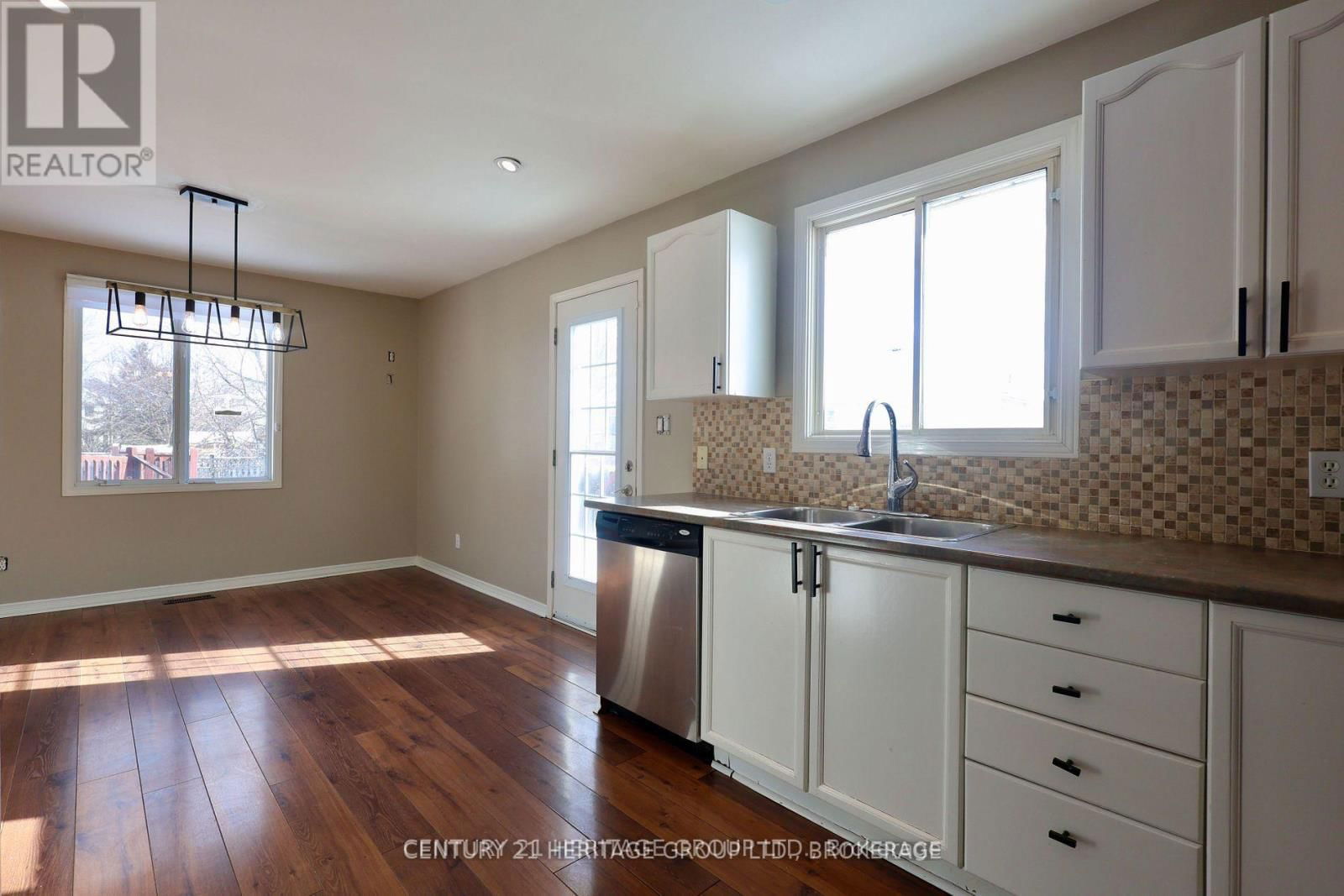 1021 GREENWOOD PARK DRIVE Image 15