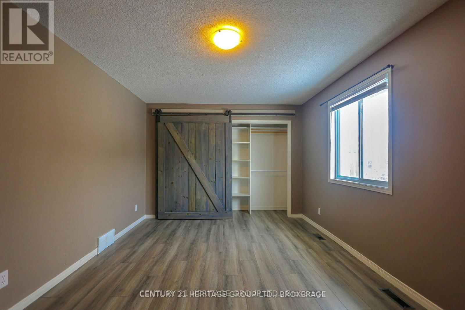 1021 GREENWOOD PARK DRIVE Image 22