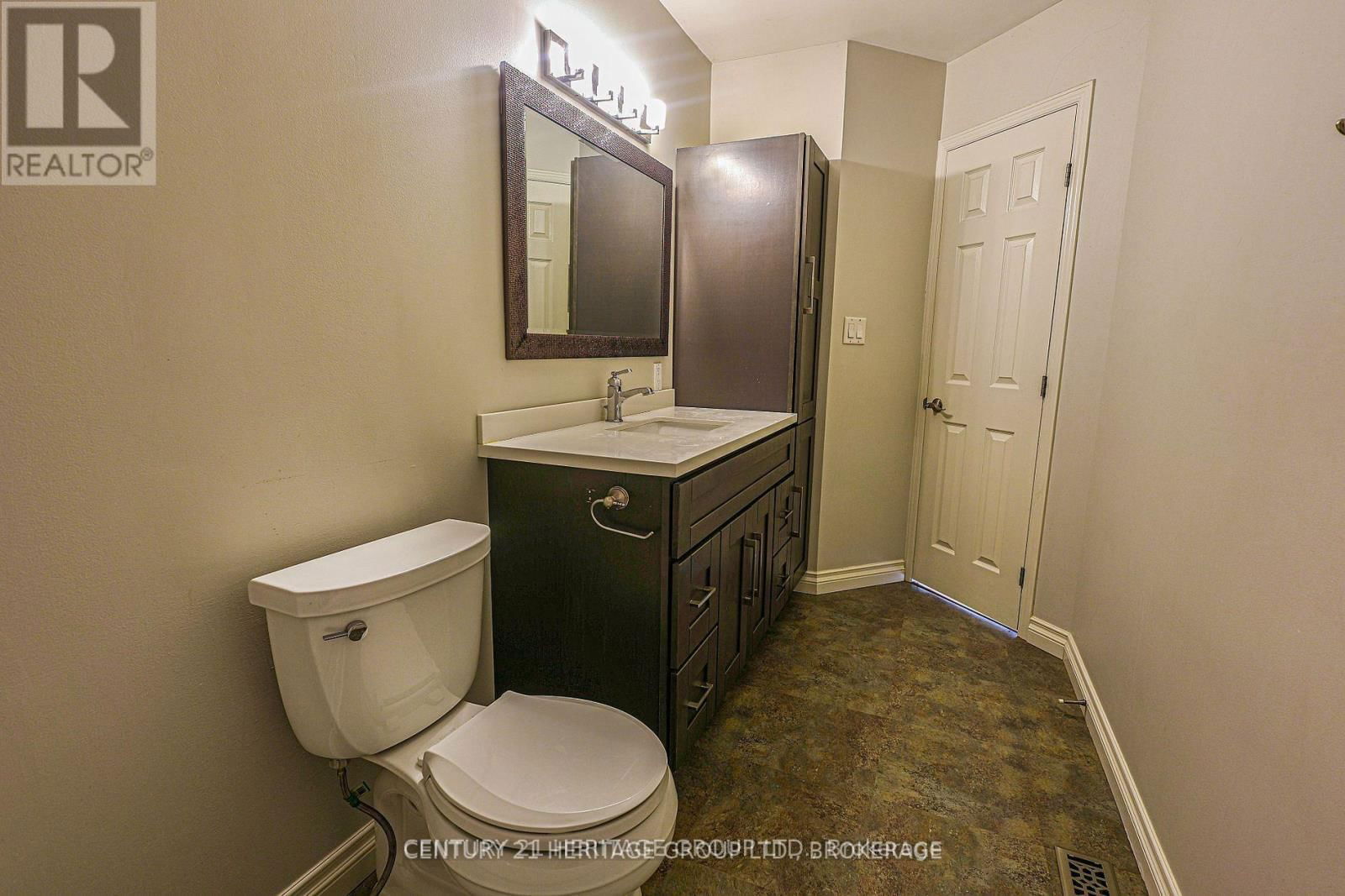 1021 GREENWOOD PARK DRIVE Image 30