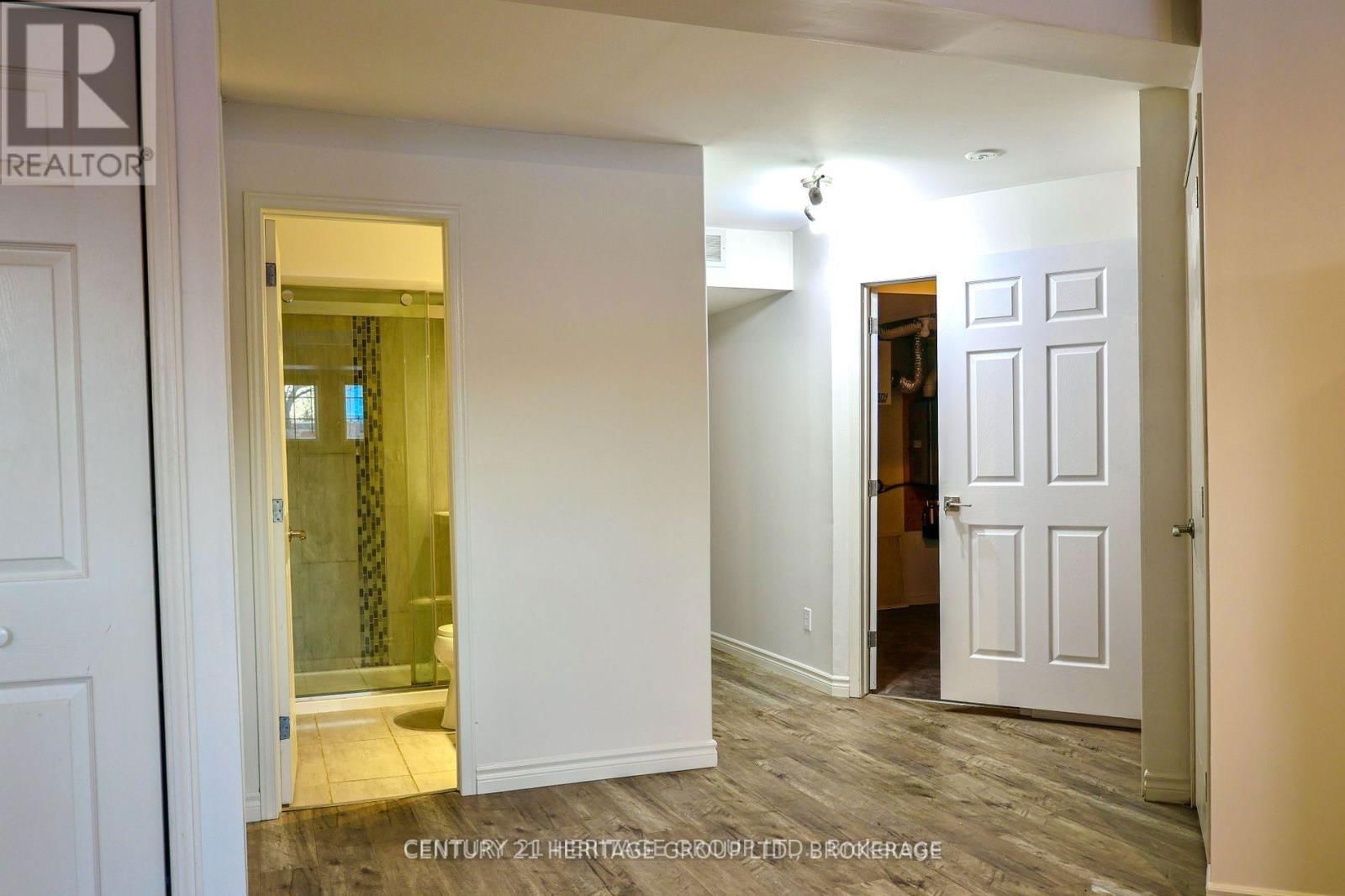 1021 GREENWOOD PARK DRIVE Image 37