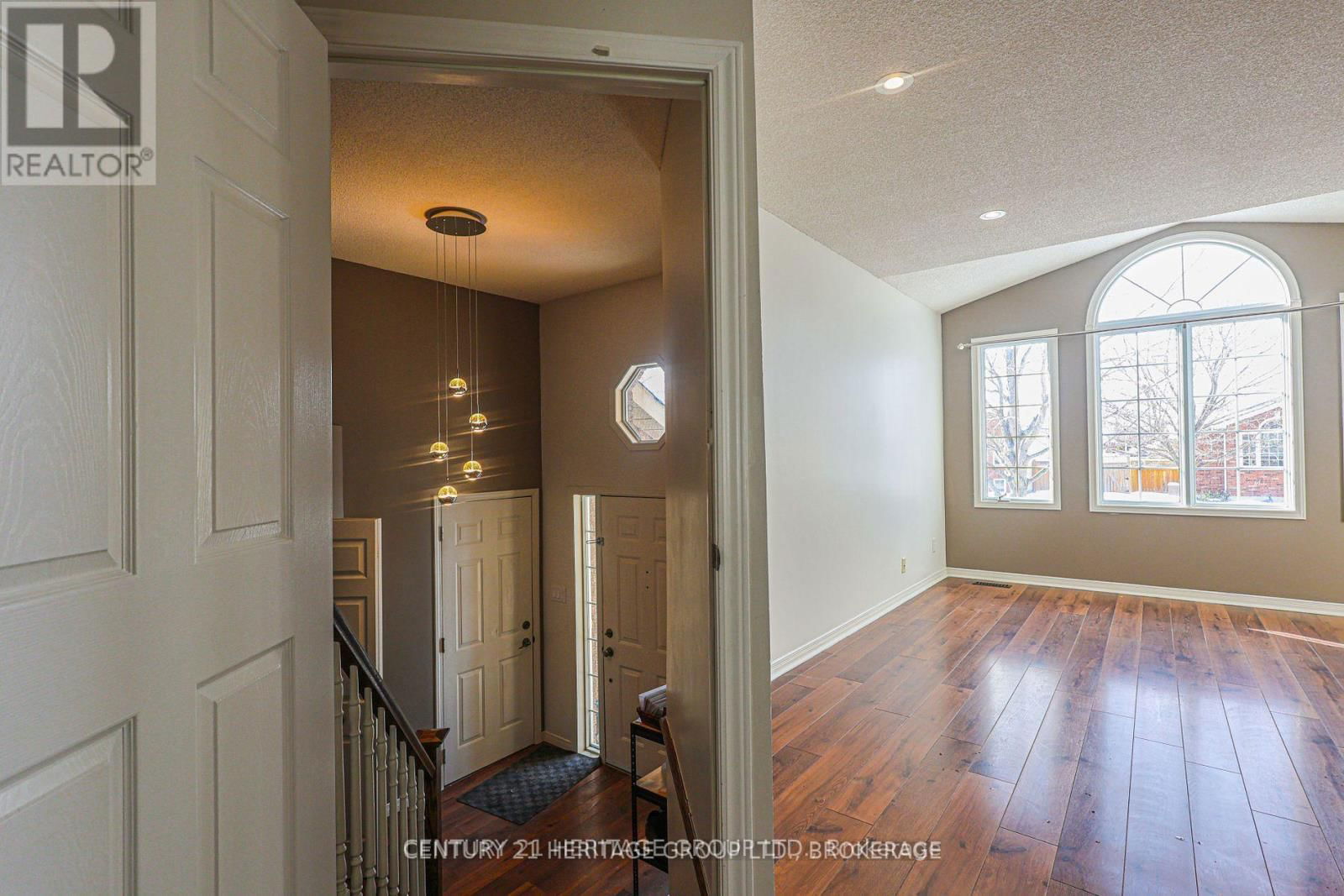 1021 GREENWOOD PARK DRIVE Image 6