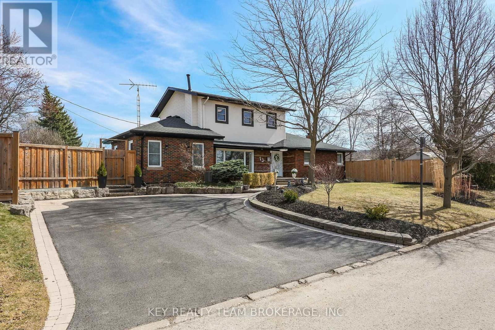 13 MARSDALE DRIVE Image 1