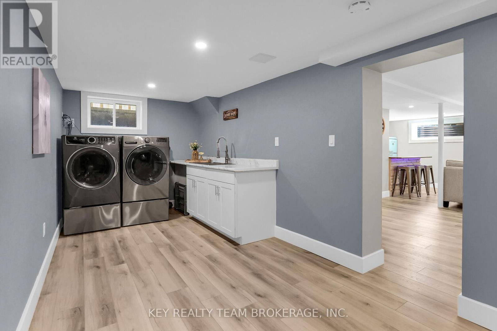 13 MARSDALE DRIVE Image 49
