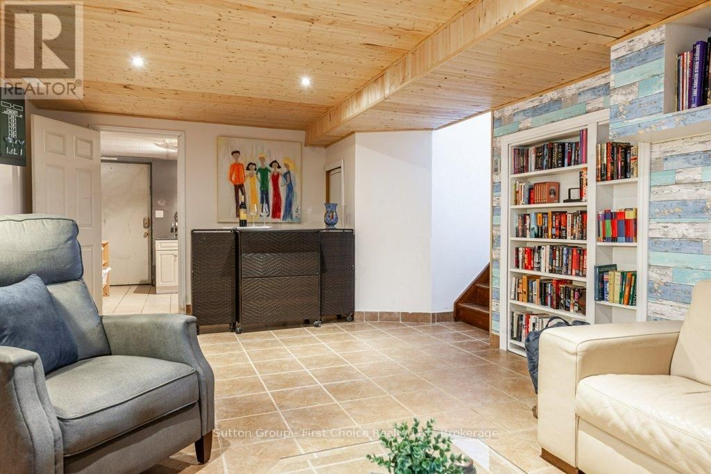 4888 LINHAVEN DRIVE Image 32