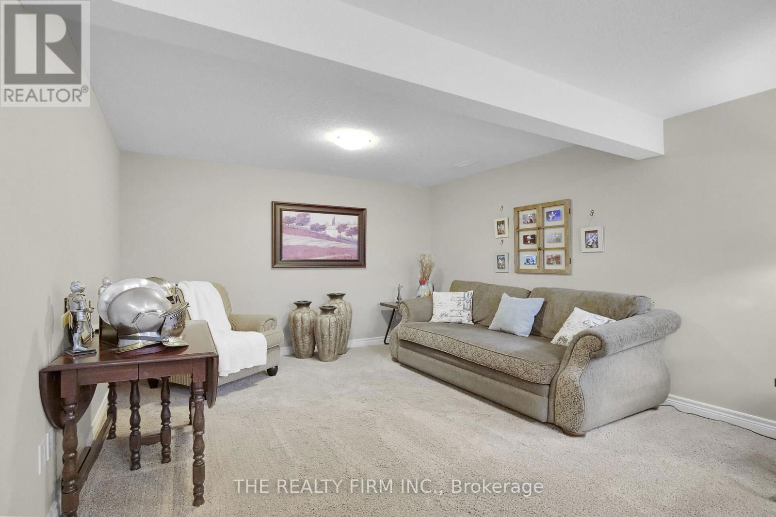 120 PEACH TREE BOULEVARD Image 22