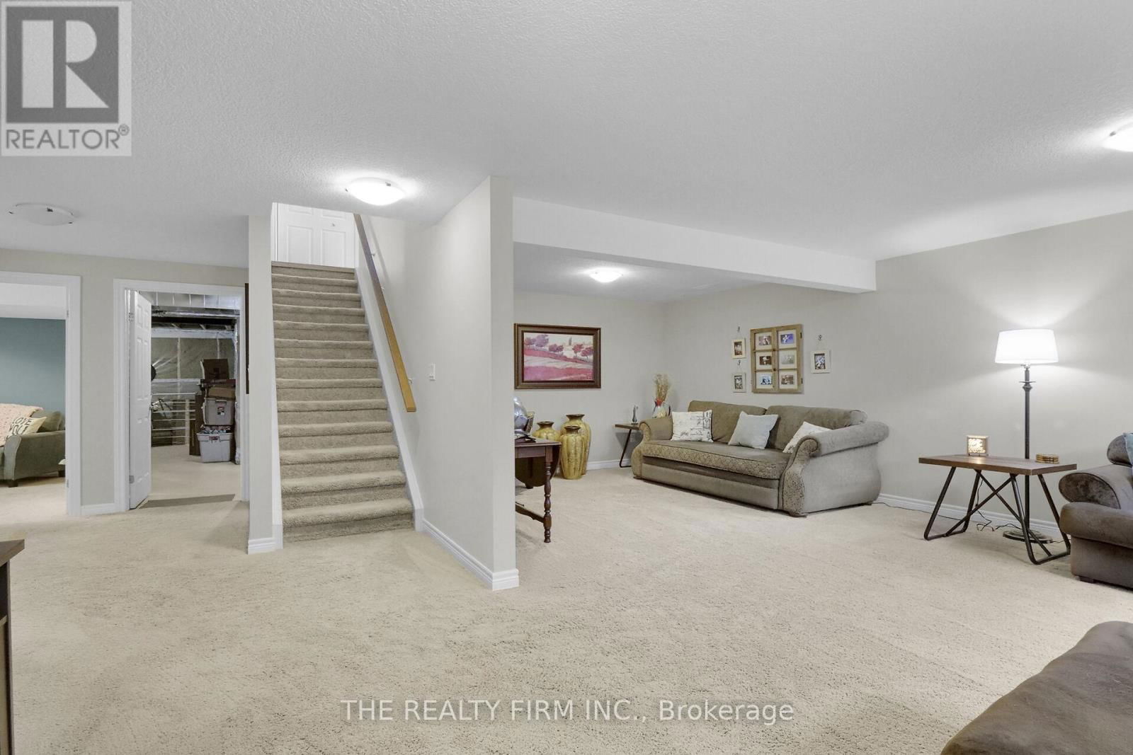 120 PEACH TREE BOULEVARD Image 26