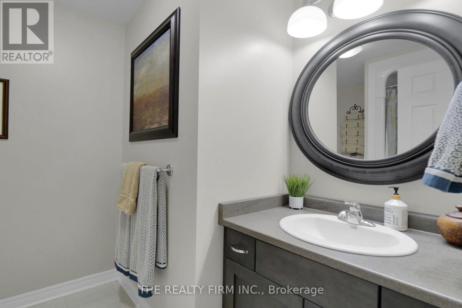 120 PEACH TREE BOULEVARD Image 27