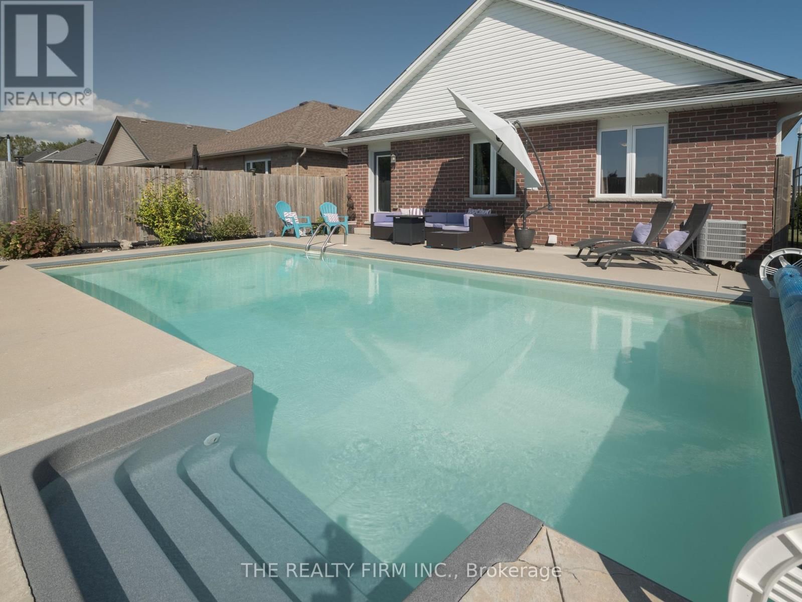 120 PEACH TREE BOULEVARD Image 37