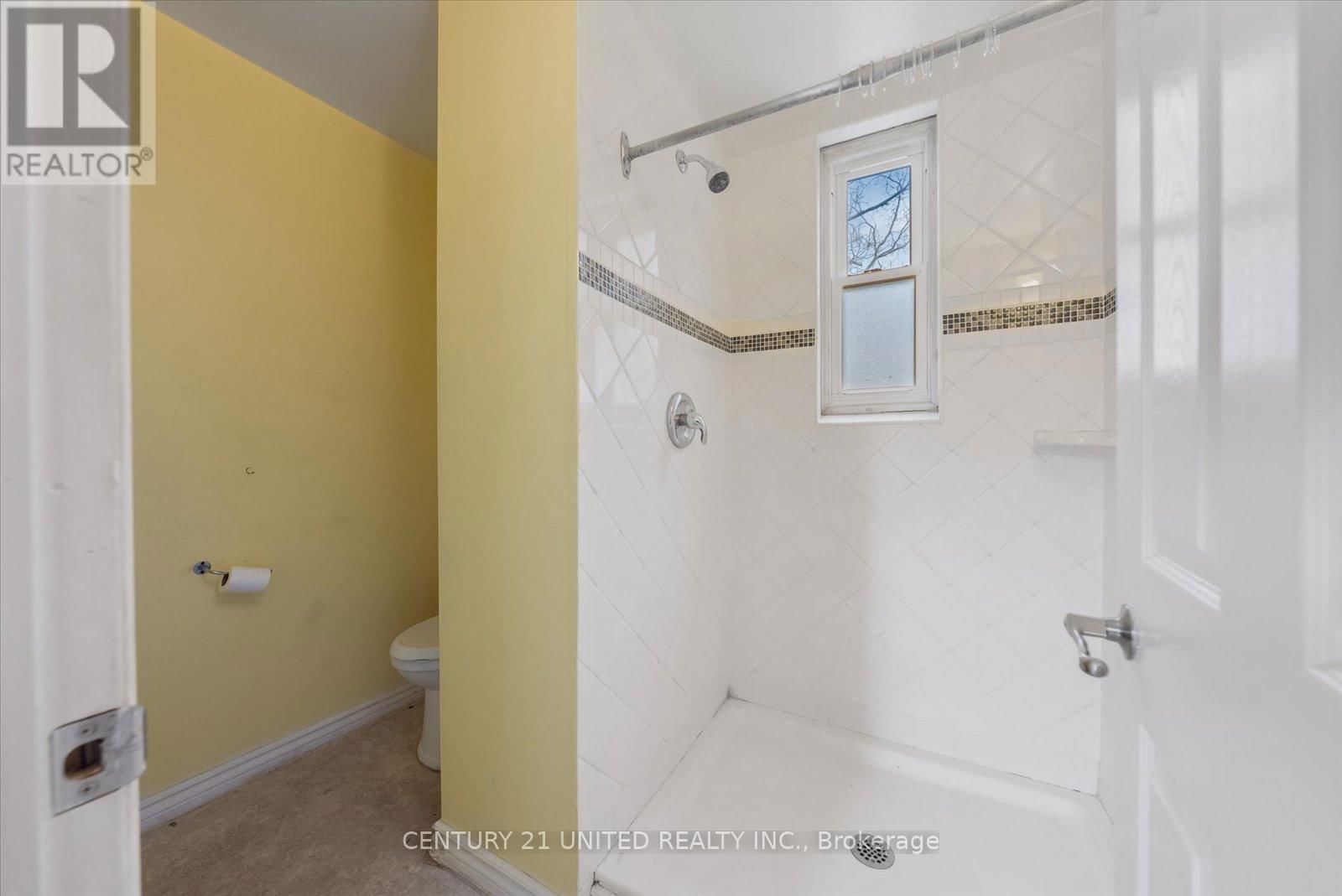 187 STEWART STREET Image 19