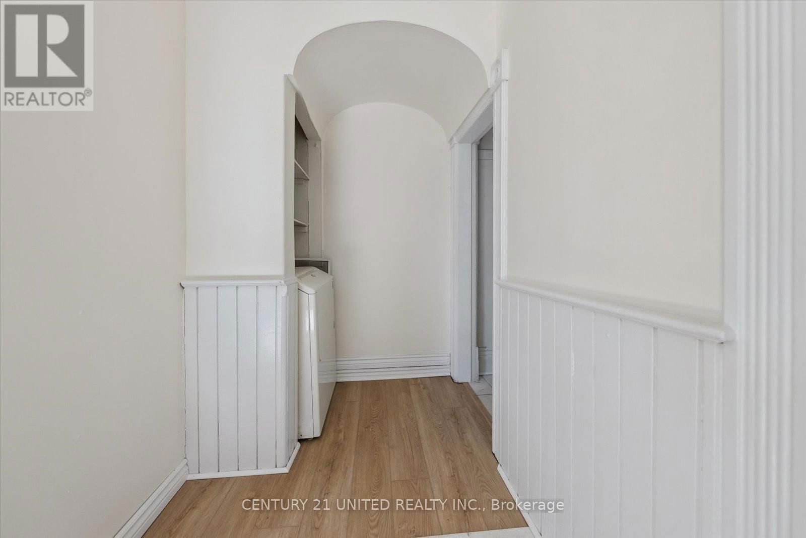 187 STEWART STREET Image 21
