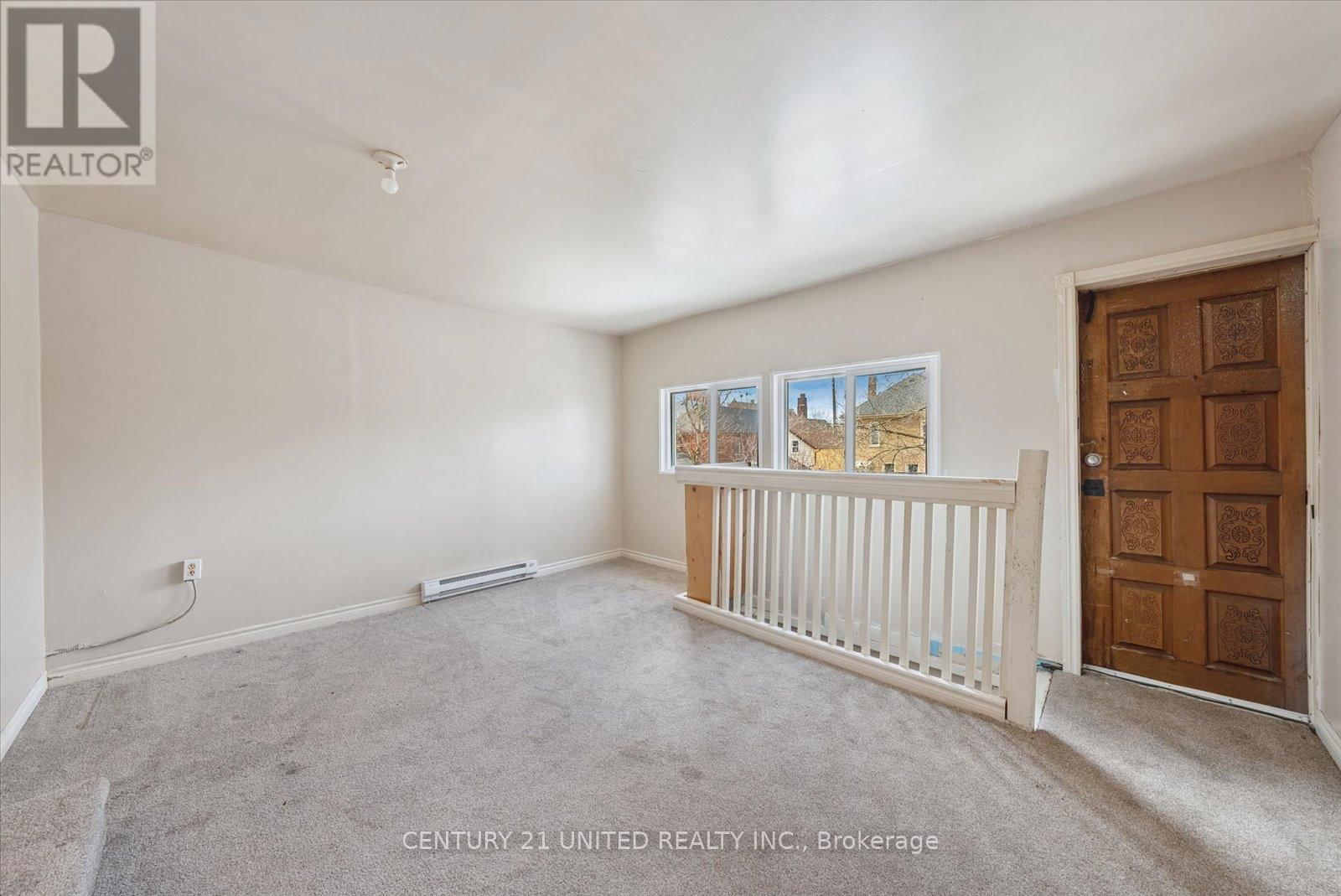 187 STEWART STREET Image 37