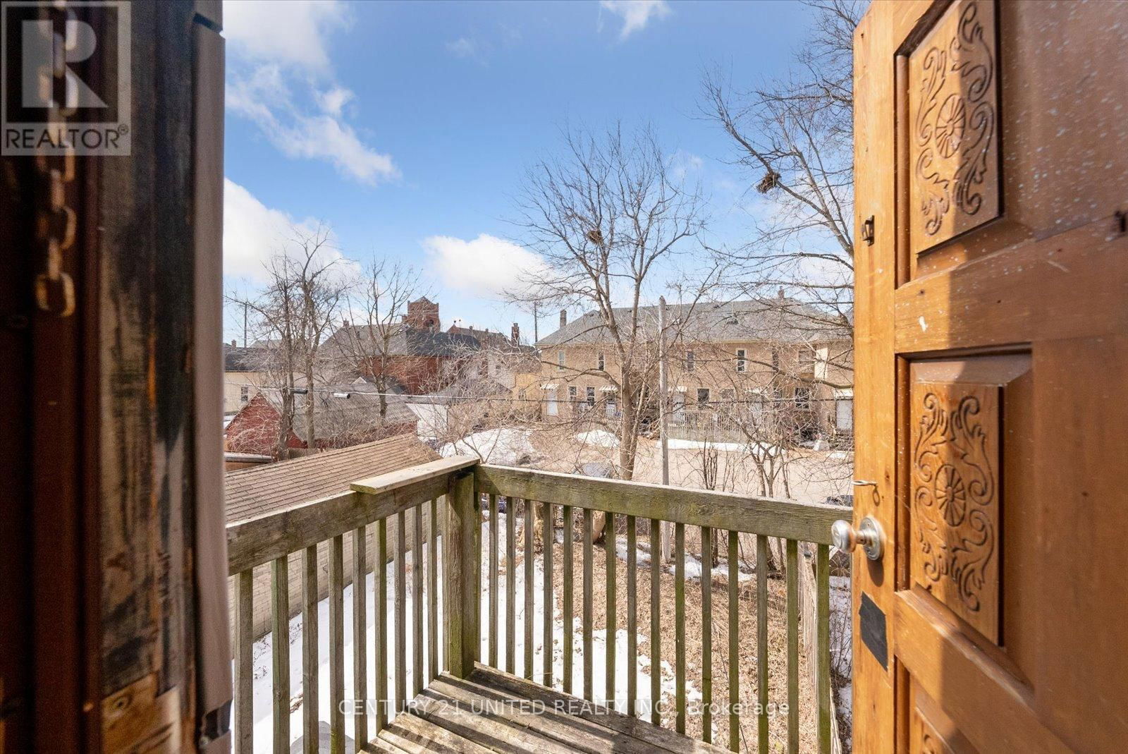 187 STEWART STREET Image 38