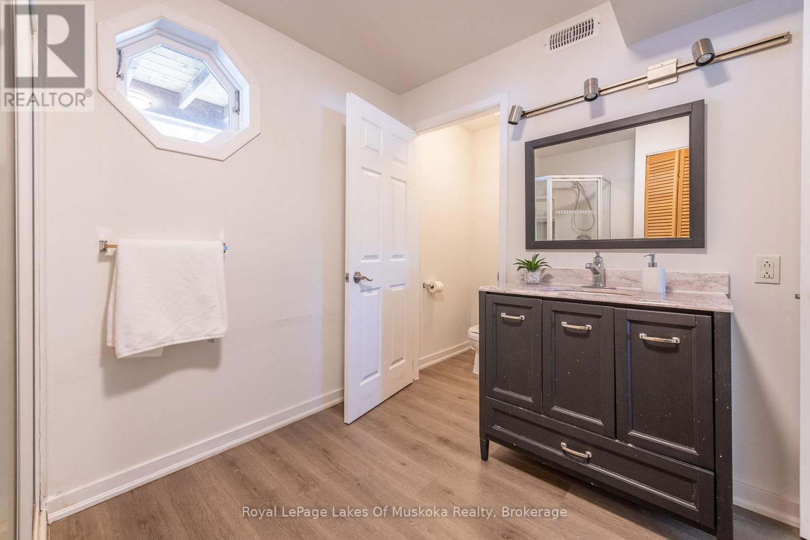 1420 LIMBERLOST ROAD Image 32